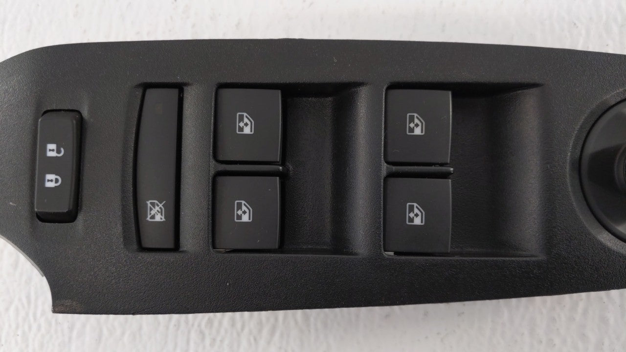 2017-2018 Chevrolet Trax Master Power Window Switch Replacement Driver Side Left P/N:22915128 42406141 Fits 2017 2018 OEM Used Auto Parts - Oemusedautoparts1.com