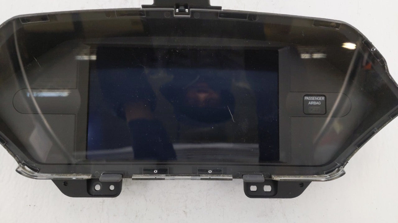 2014-2017 Honda Odyssey Information Display Screen - Oemusedautoparts1.com