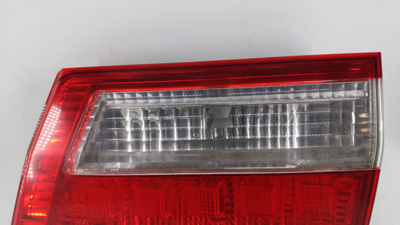 2005-2007 Honda Odyssey Tail Light Assembly Passenger Right OEM Fits 2005 2006 2007 OEM Used Auto Parts - Oemusedautoparts1.com