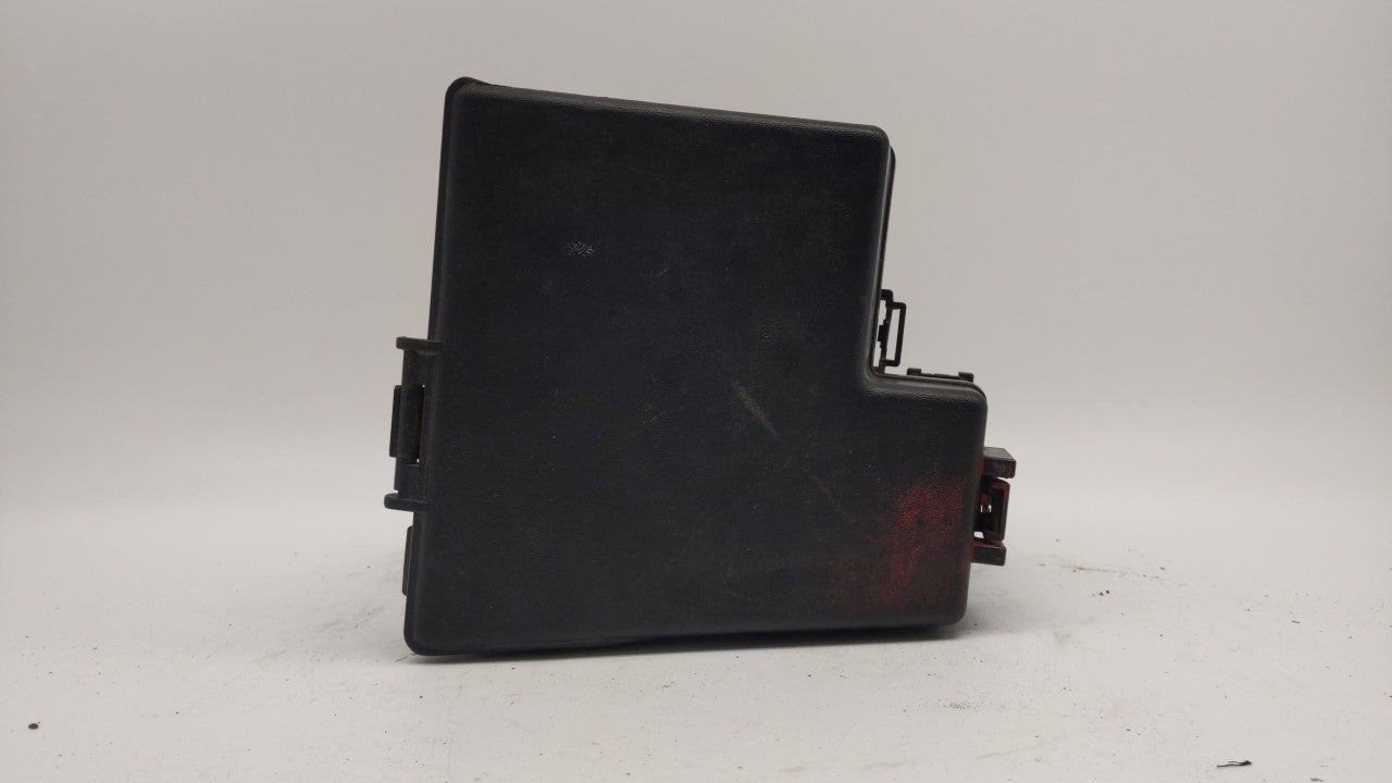 2002 Lincoln Continental Fusebox Fuse Box Panel Relay Module P/N:2W4T-14290-FC Fits OEM Used Auto Parts - Oemusedautoparts1.com