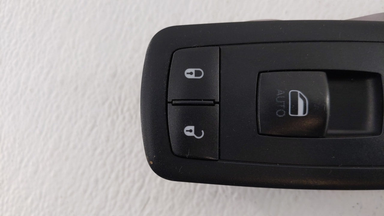2012 Chrysler Town & Country Passeneger Right Power Window Switch - Oemusedautoparts1.com