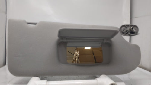 2011 Mitsubishi Galant Sun Visor Shade Replacement Passenger Right Mirror Fits OEM Used Auto Parts