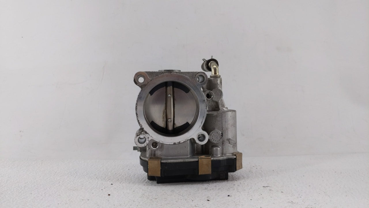 2017-2018 Infiniti Q60 Throttle Body P/N:RME60-52 Fits 2016 2017 2018 OEM Used Auto Parts - Oemusedautoparts1.com