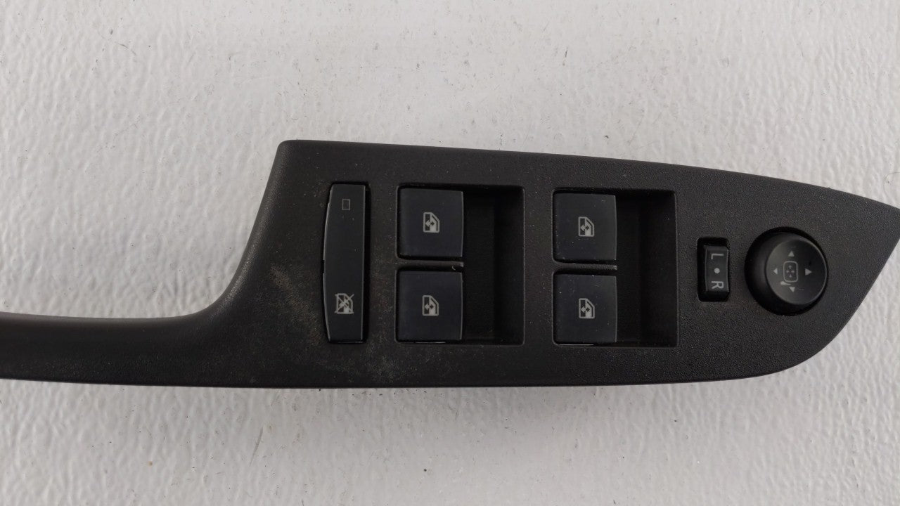 2010-2017 Chevrolet Equinox Master Power Window Switch Replacement Driver Side Left P/N:20846189 25946838 Fits OEM Used Auto Parts - Oemusedautoparts1.com