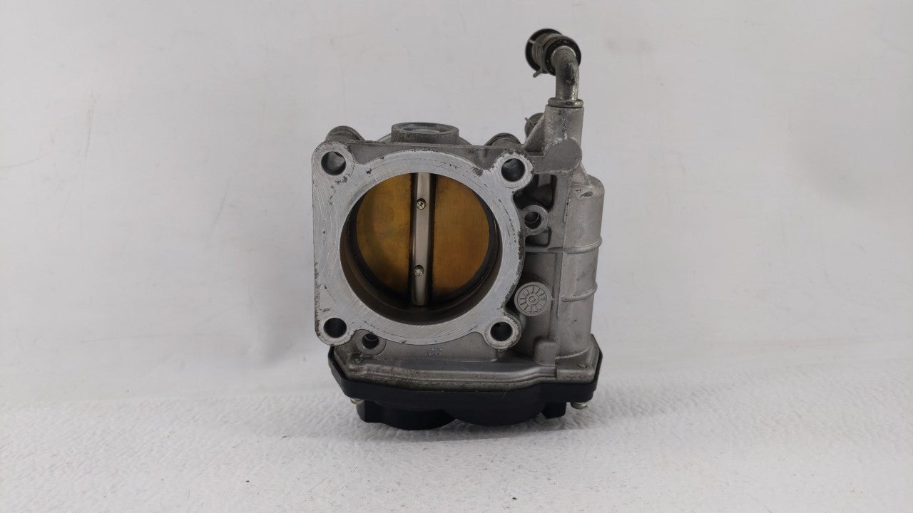 2008-2013 Infiniti G37 Throttle Body P/N:RME60-12 526-02 Fits OEM Used Auto Parts - Oemusedautoparts1.com