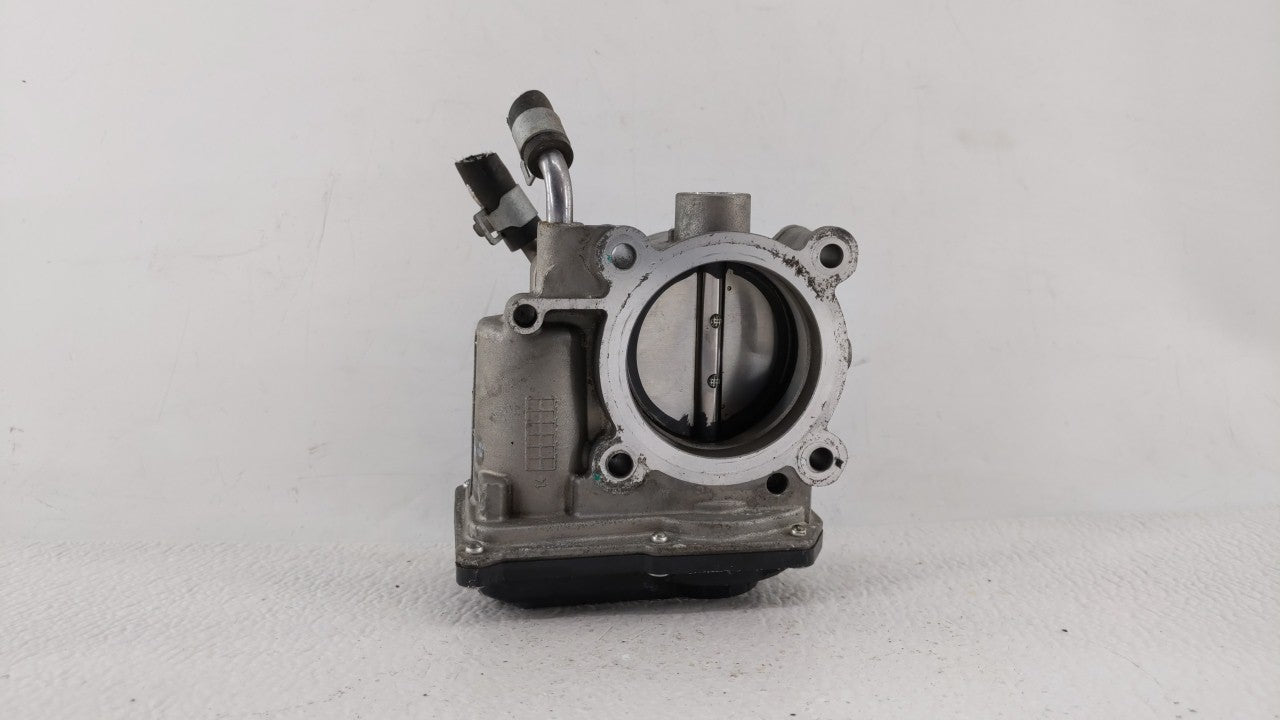 2011-2018 Hyundai Elantra Throttle Body P/N:35100-2E710 35100-2E000 Fits 2011 2012 2013 2014 2015 2016 2017 2018 2019 OEM Used Auto Parts - Oemusedautoparts1.com