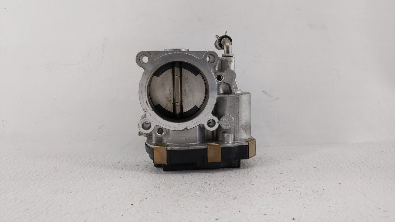 2016-2018 Infiniti Q50 Throttle Body P/N:RME60-52 Fits 2016 2017 2018 OEM Used Auto Parts - Oemusedautoparts1.com