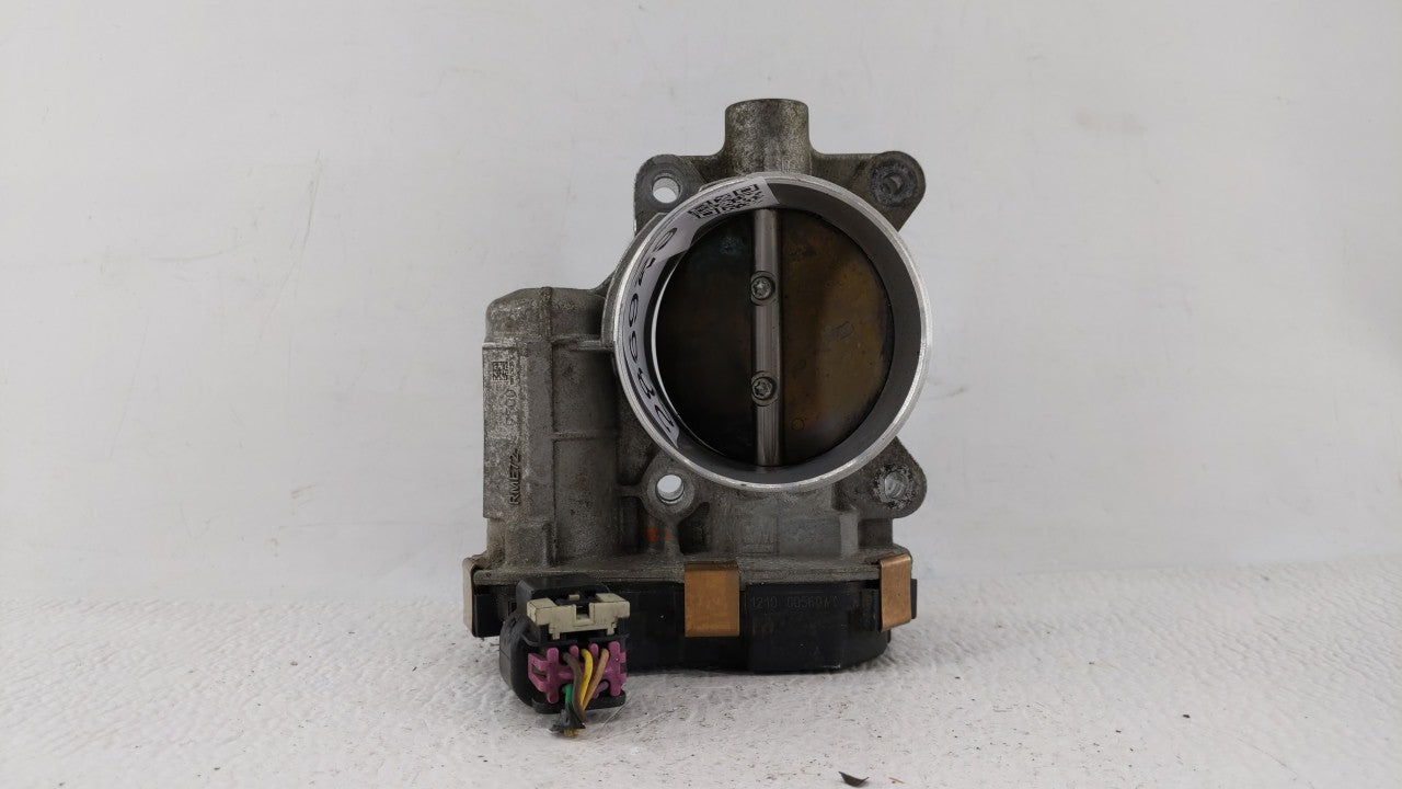 2006-2011 Chevrolet Impala Throttle Body P/N:RME72 12577029 Fits 2006 2007 2008 2009 2010 2011 OEM Used Auto Parts - Oemusedautoparts1.com