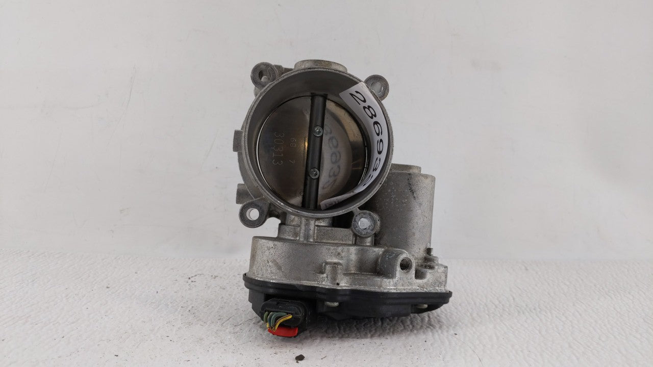 2013-2018 Ford Taurus Throttle Body P/N:AT4E-9F991-EM AT4E-9F991-EL Fits 2011 2012 2013 2014 2015 2016 2017 2018 2019 OEM Used Auto Parts - Oemusedautoparts1.com