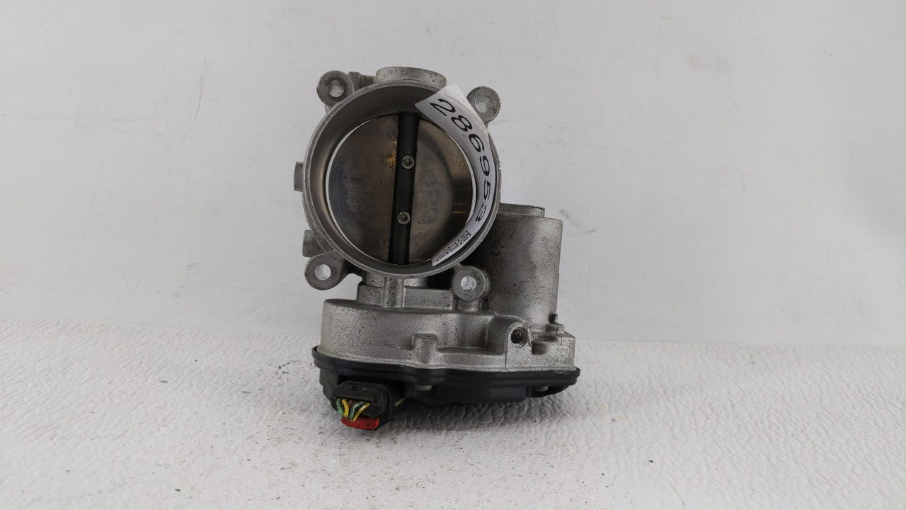 2011-2019 Ford Explorer Throttle Body P/N:AT4E-9F991-EM AT4E-9F991-EL Fits 2011 2012 2013 2014 2015 2016 2017 2018 2019 OEM Used Auto Parts - Oemusedautoparts1.com