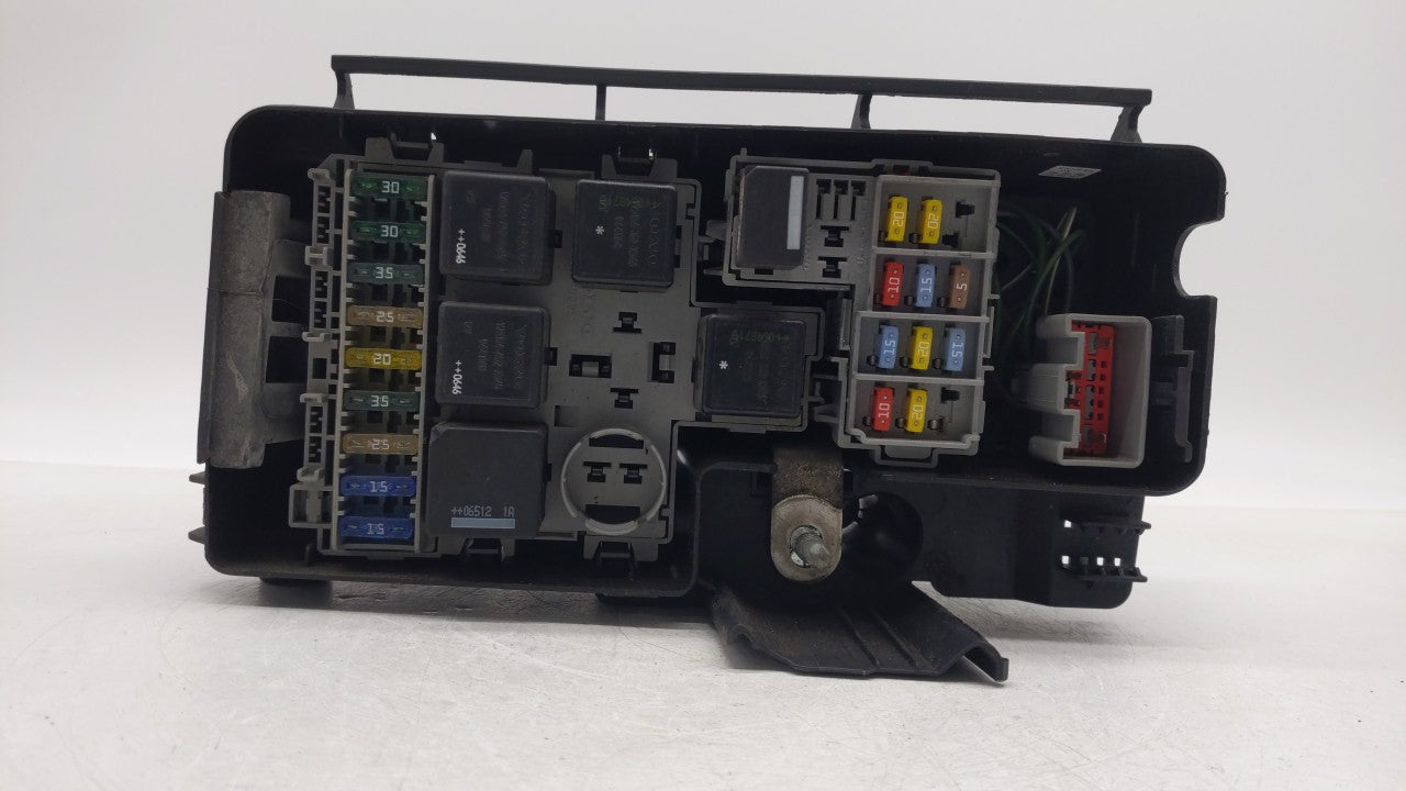 2005-2014 Volvo Xc90 Fusebox Fuse Box Panel Relay Module P/N:31282455 30797010 Fits OEM Used Auto Parts - Oemusedautoparts1.com