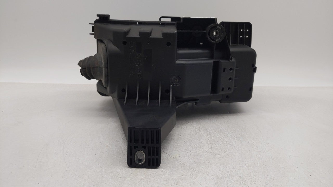 2005-2014 Volvo Xc90 Fusebox Fuse Box Panel Relay Module P/N:31282455 30797010 Fits OEM Used Auto Parts - Oemusedautoparts1.com