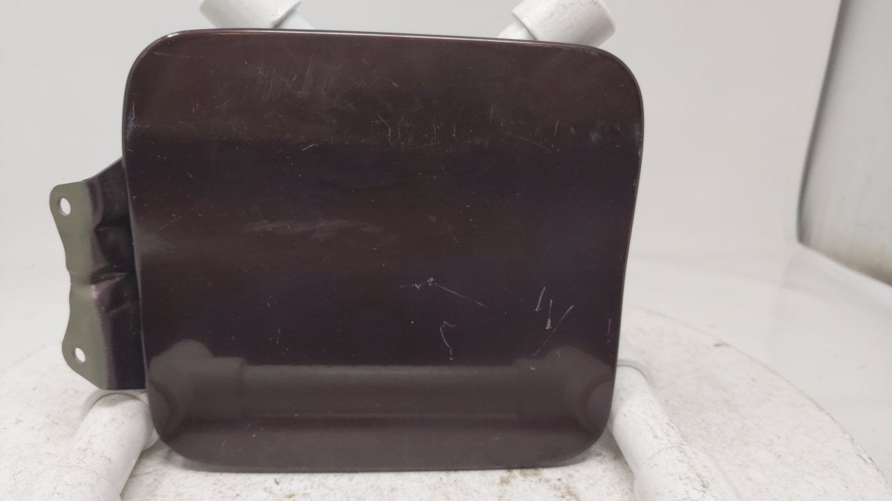 92 93 94 95 Mazda MPV Fuel Filler Door Lid Gas Tank Cover Cap OEM Purple 13L329 - Oemusedautoparts1.com