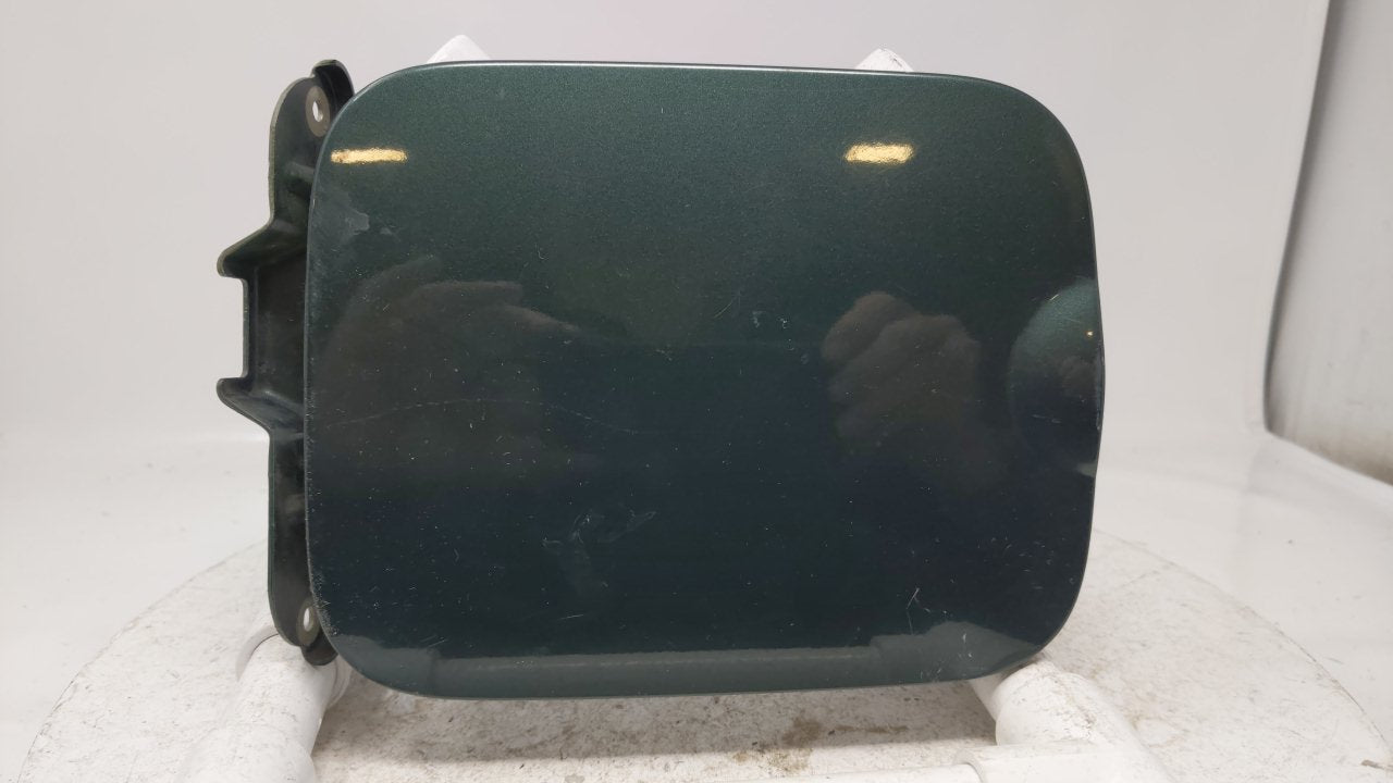 99 00 01 02 Nissan Quest Fuel Filler Door Lid Gas Tank Cover Cap Green 13L451 - Oemusedautoparts1.com