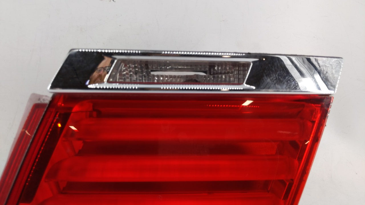 2009-2012 Bmw 750i Tail Light Assembly Passenger Right OEM P/N:7182206 Fits 2009 2010 2011 2012 OEM Used Auto Parts - Oemusedautoparts1.com