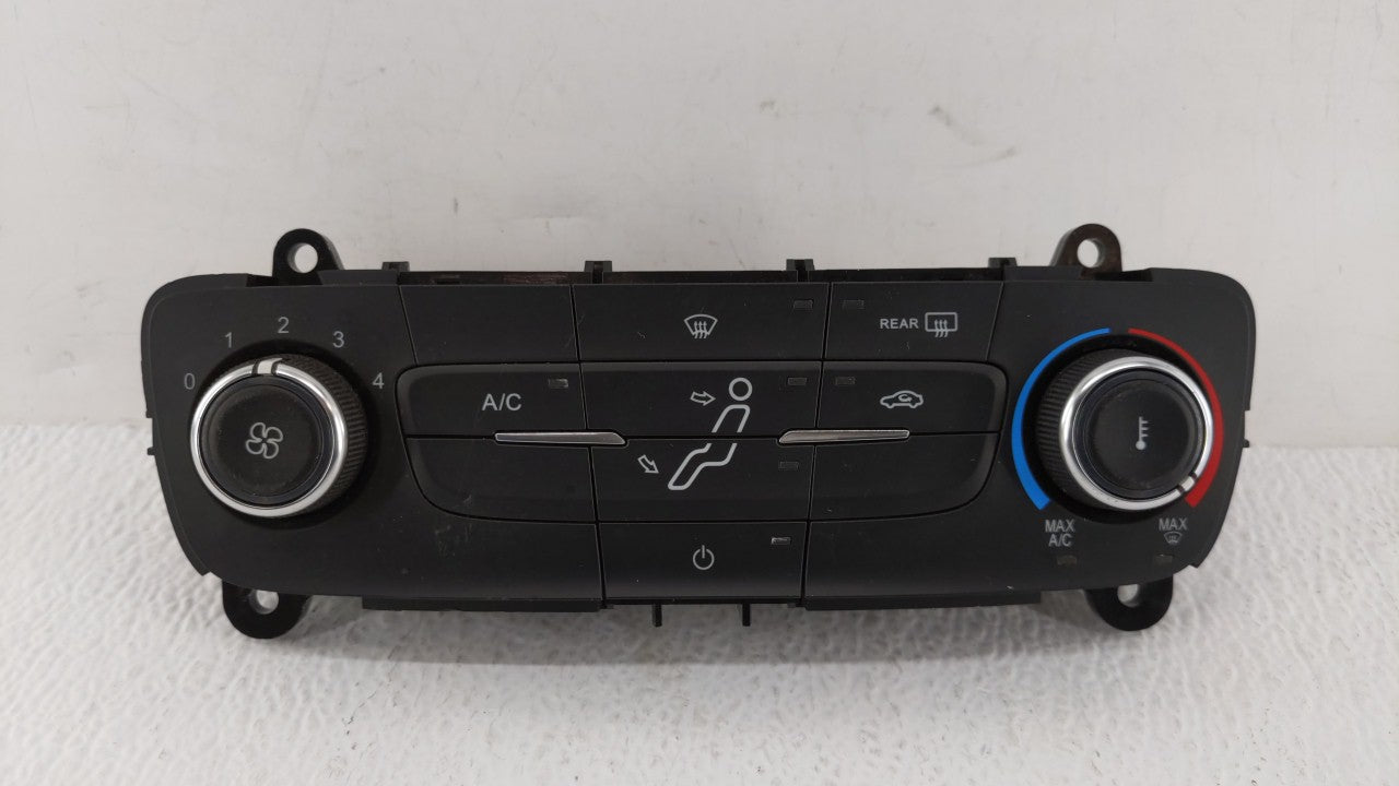 2015-2018 Ford Focus Climate Control Module Temperature AC/Heater Replacement P/N:F1ET-19980-LJ F1ET-19980-JF Fits OEM Used Auto Parts - Oemusedautoparts1.com