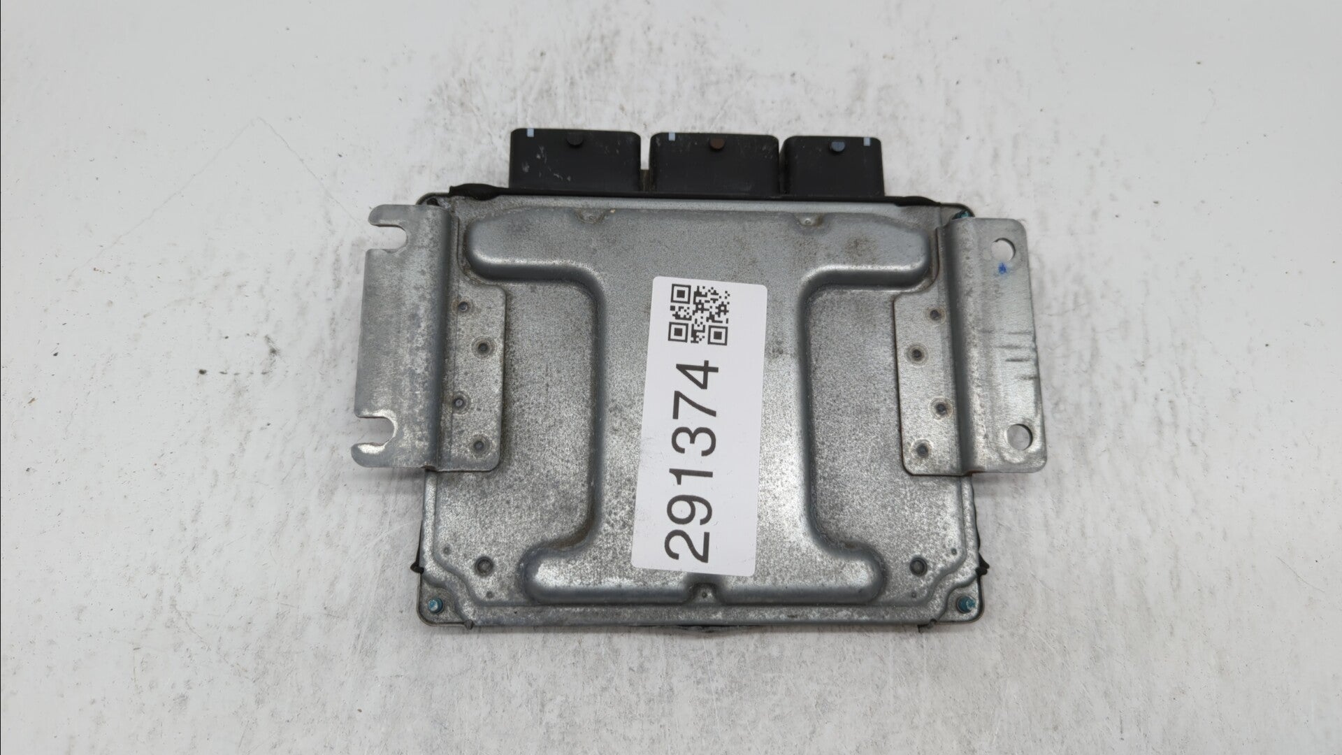 2015 Nissan Altima PCM Engine Computer ECU ECM PCU OEM P/N:BEM404-300 A1 NEC001-666 Fits 2013 2014 OEM Used Auto Parts - Oemusedautoparts1.com