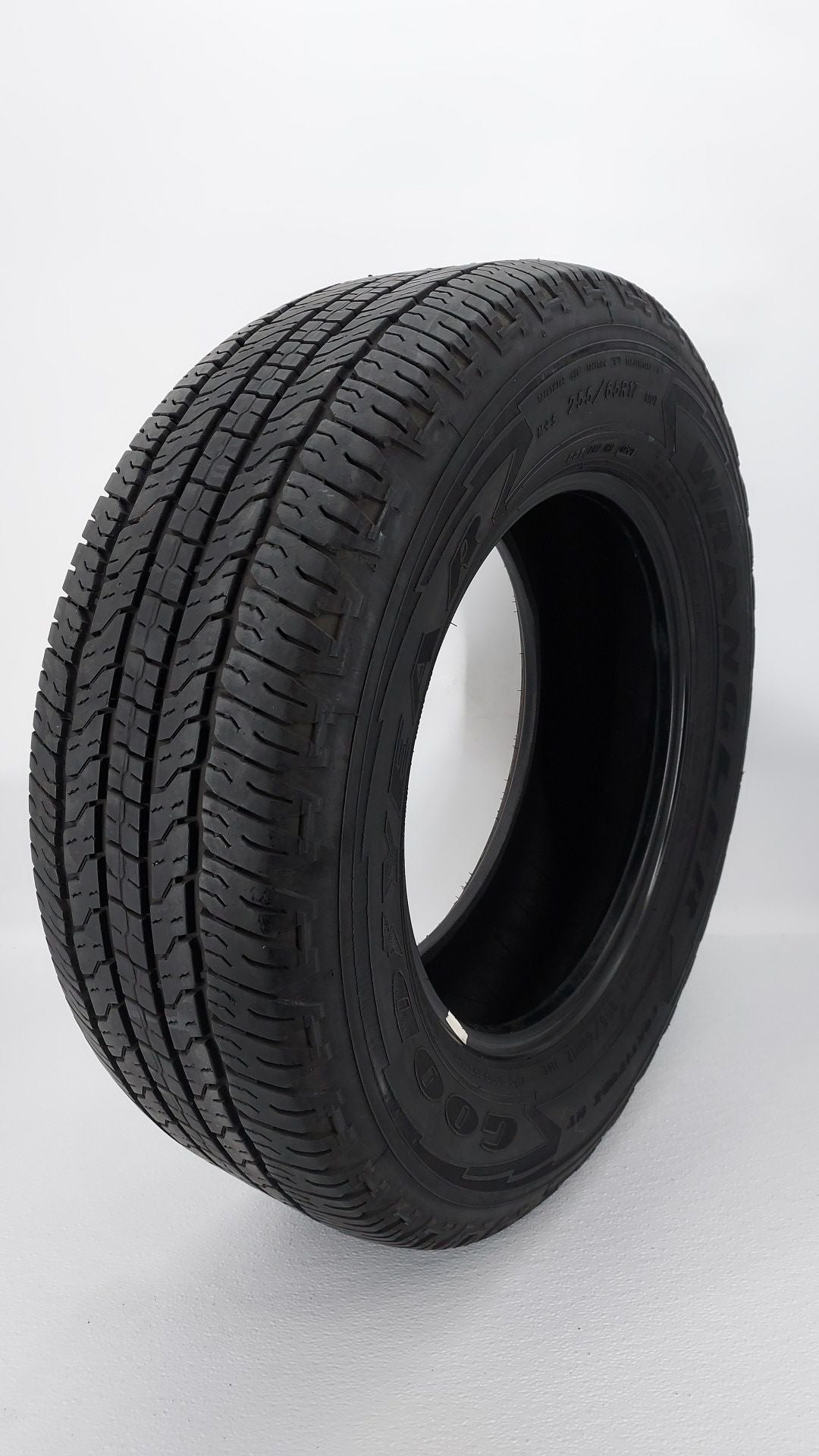 Used Tire 255/65R17 GOODYEAR WRANGLER FORTITUDE HT 110T All Season - 7/32 |  