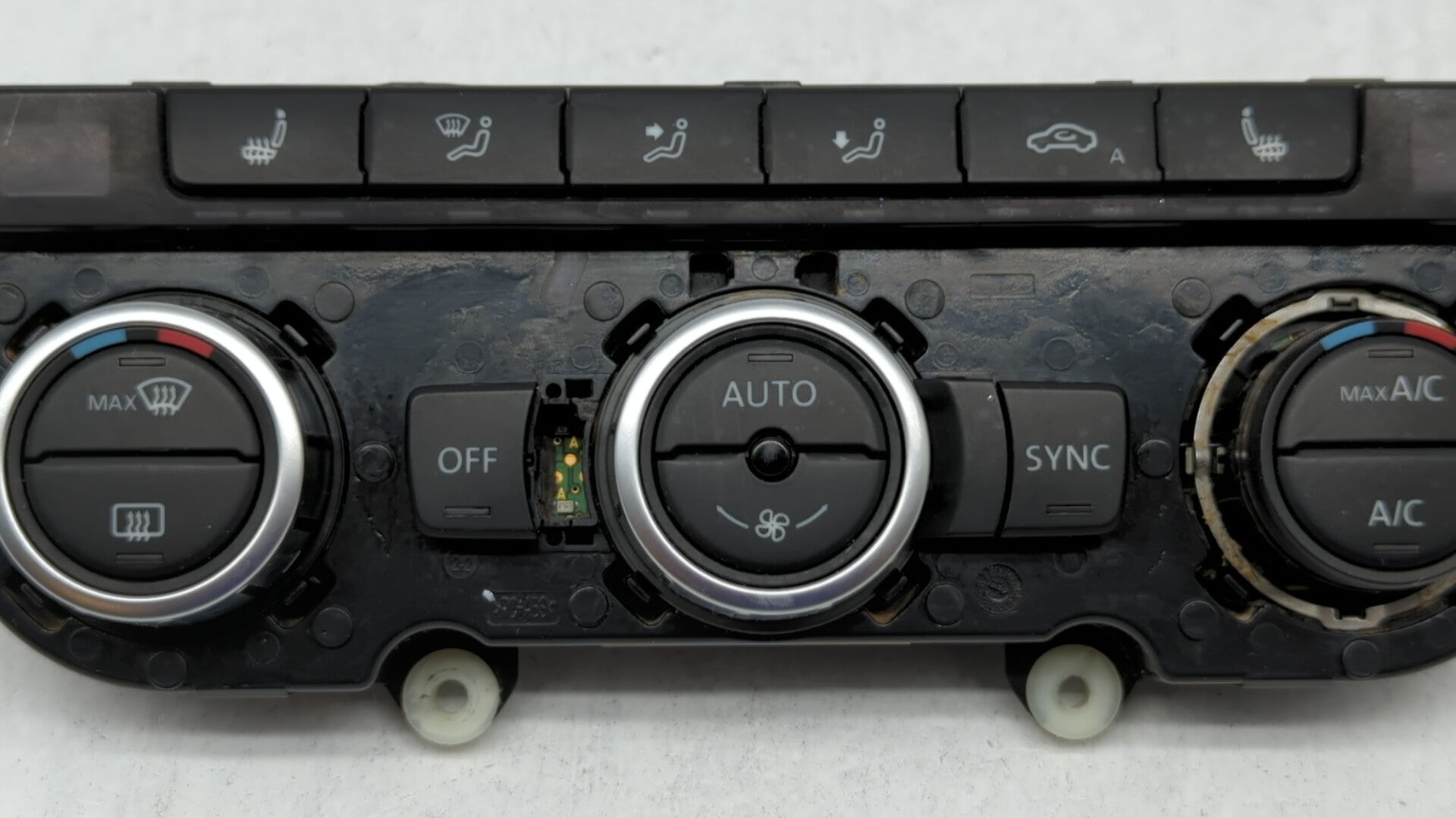 2014 Volkswagen Tiguan Climate Control Module Temperature AC/Heater Replacement P/N:3AA907044CC 561 907 426A ZJU Fits 2013 2015 OEM Used Auto Parts - Oemusedautoparts1.com