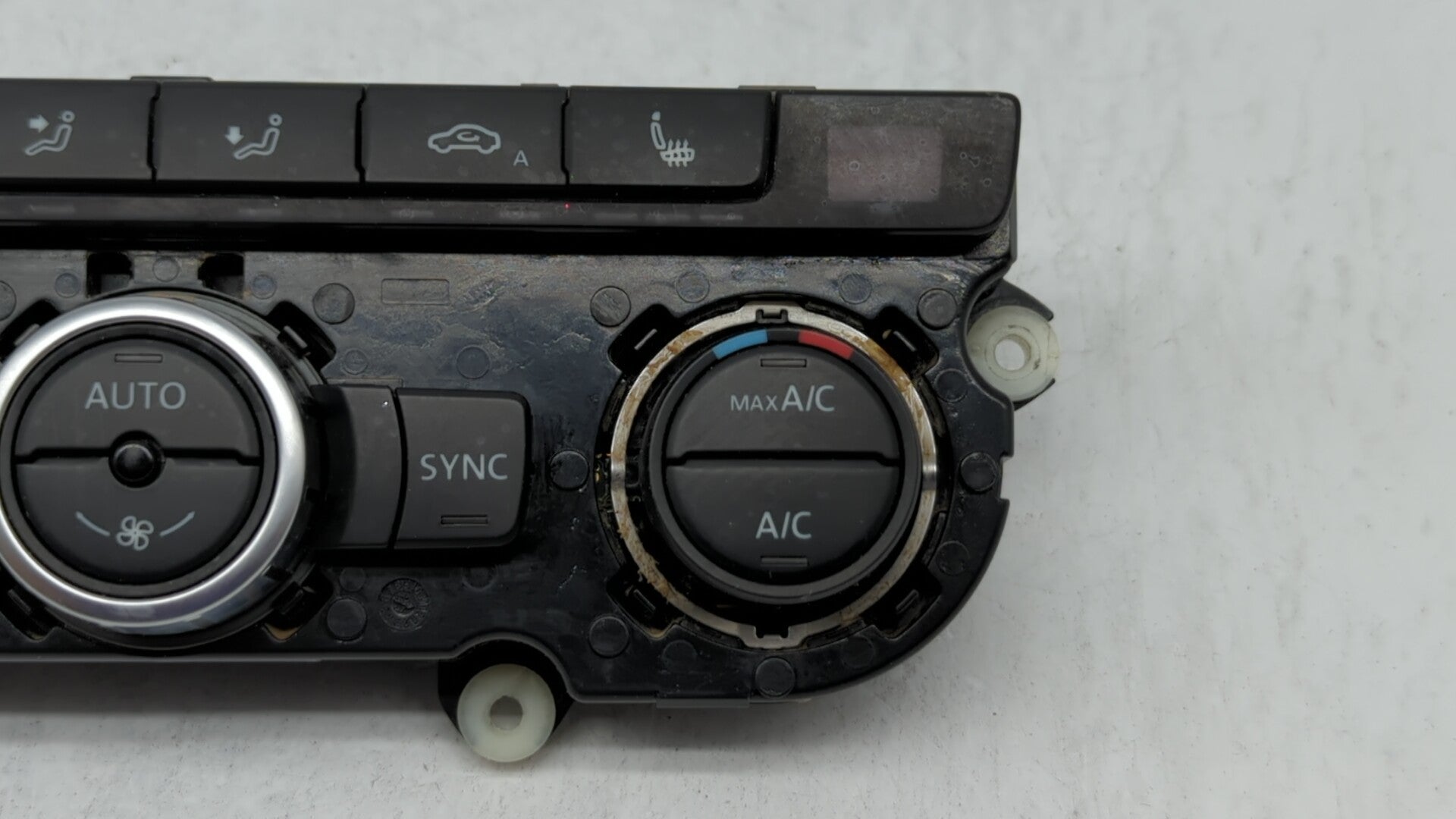 2014 Volkswagen Tiguan Climate Control Module Temperature AC/Heater Replacement P/N:3AA907044CC 561 907 426A ZJU Fits 2013 2015 OEM Used Auto Parts - Oemusedautoparts1.com