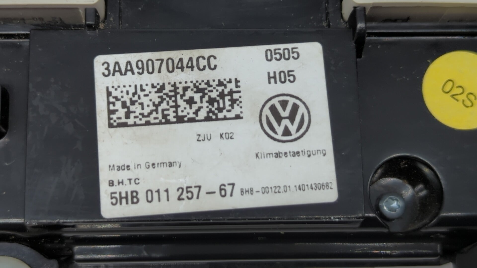 2014 Volkswagen Tiguan Climate Control Module Temperature AC/Heater Replacement P/N:3AA907044CC 561 907 426A ZJU Fits 2013 2015 OEM Used Auto Parts - Oemusedautoparts1.com