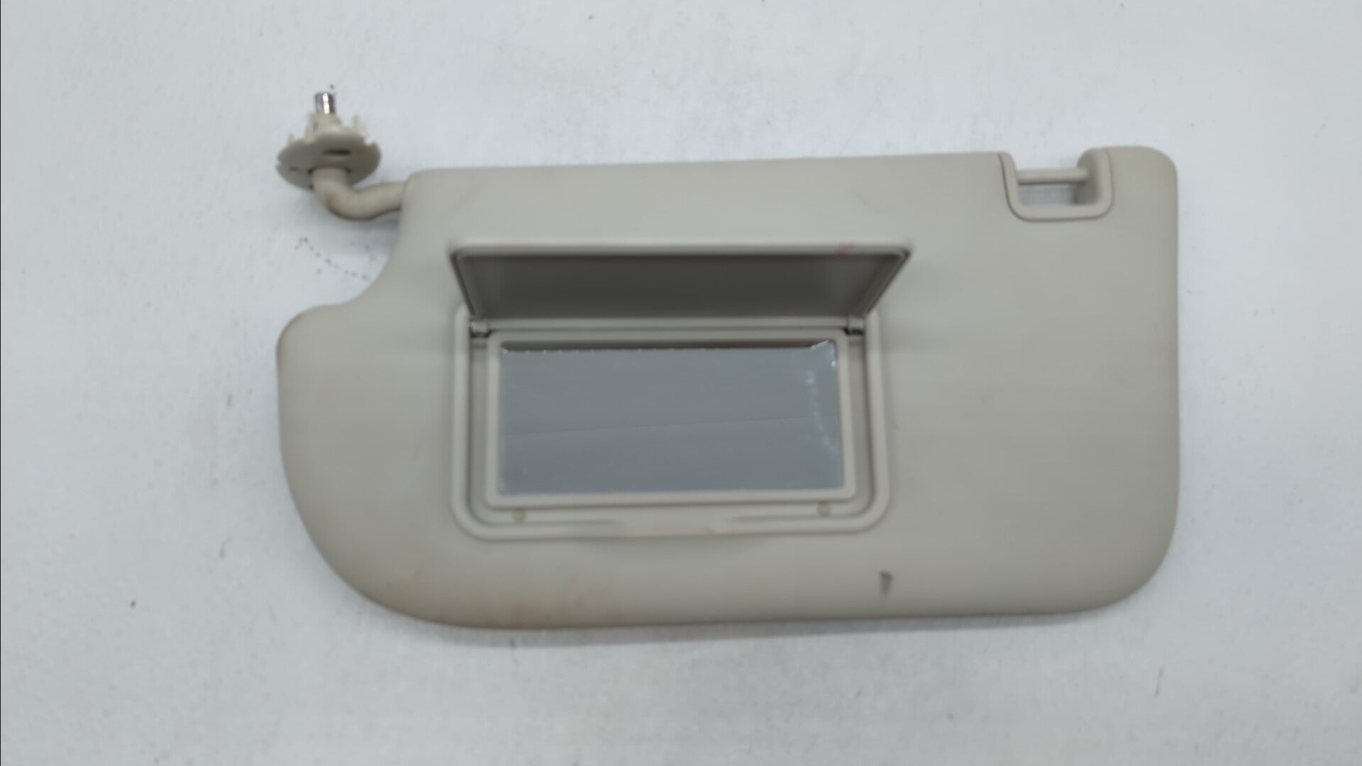 2013-2019 Ford Escape Sun Visor Shade Replacement Driver Left Mirror Fits 2013 2014 2015 2016 2017 2018 2019 OEM Used Auto Parts - Oemusedautoparts1.com