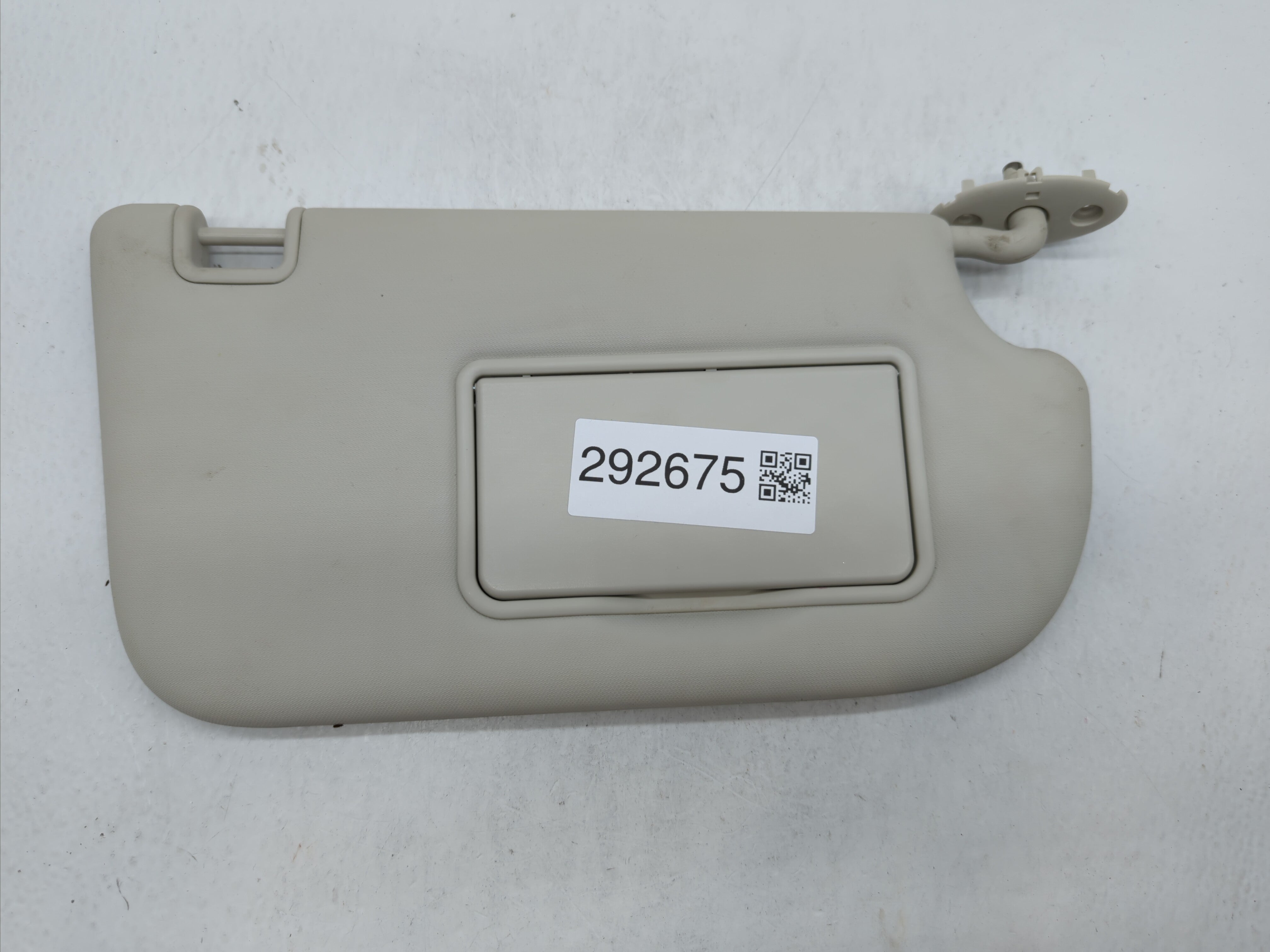 2013-2019 Ford Escape Sun Visor Shade Replacement Passenger Right Mirror Fits 2013 2014 2015 2016 2017 2018 2019 OEM Used Auto Parts - Oemusedautoparts1.com