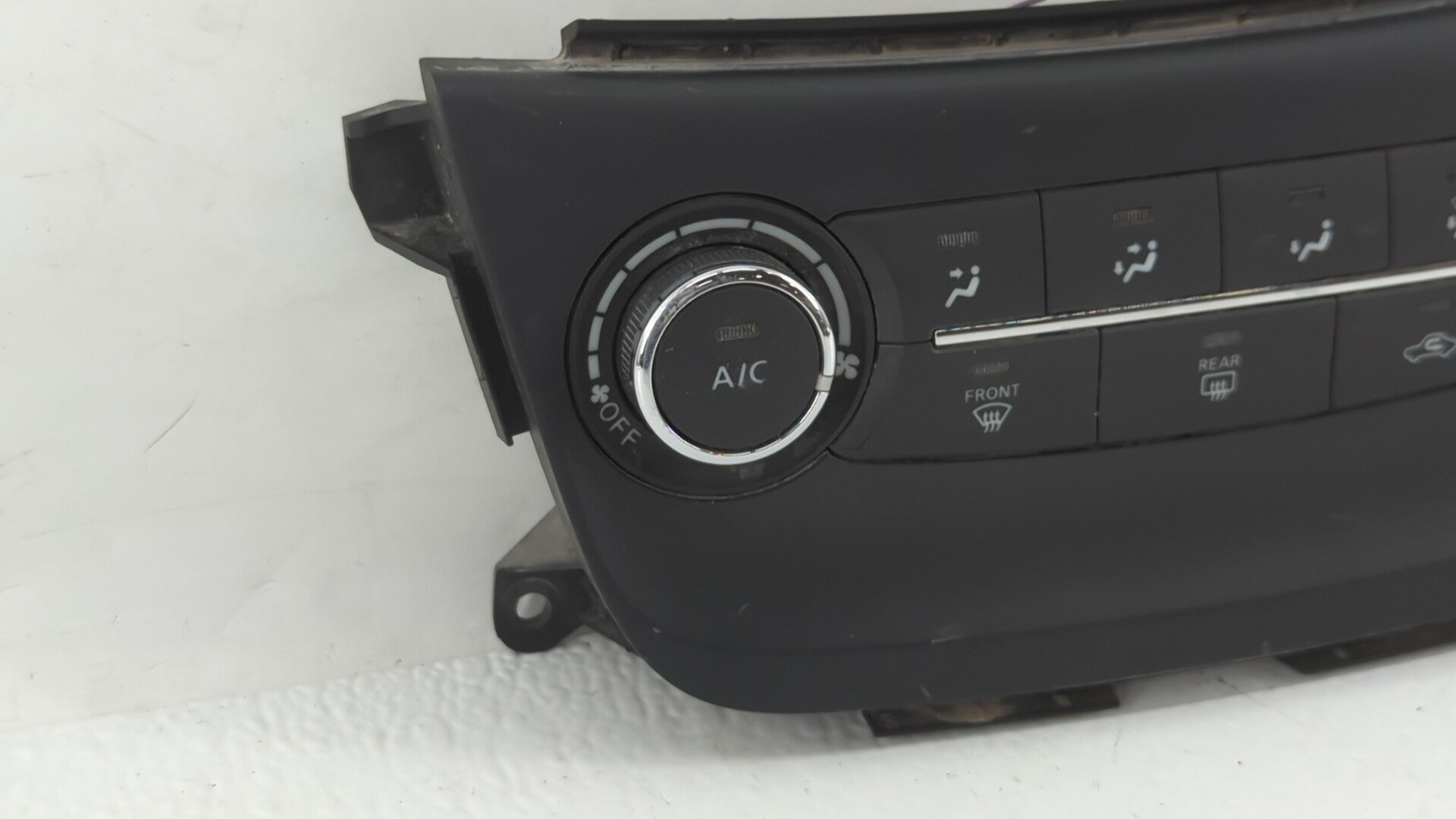 2015-2017 Nissan Sentra Climate Control Module Temperature AC/Heater Replacement P/N:275004AF2B 275004AT2A Fits 2015 2016 2017 OEM Used Auto Parts - Oemusedautoparts1.com