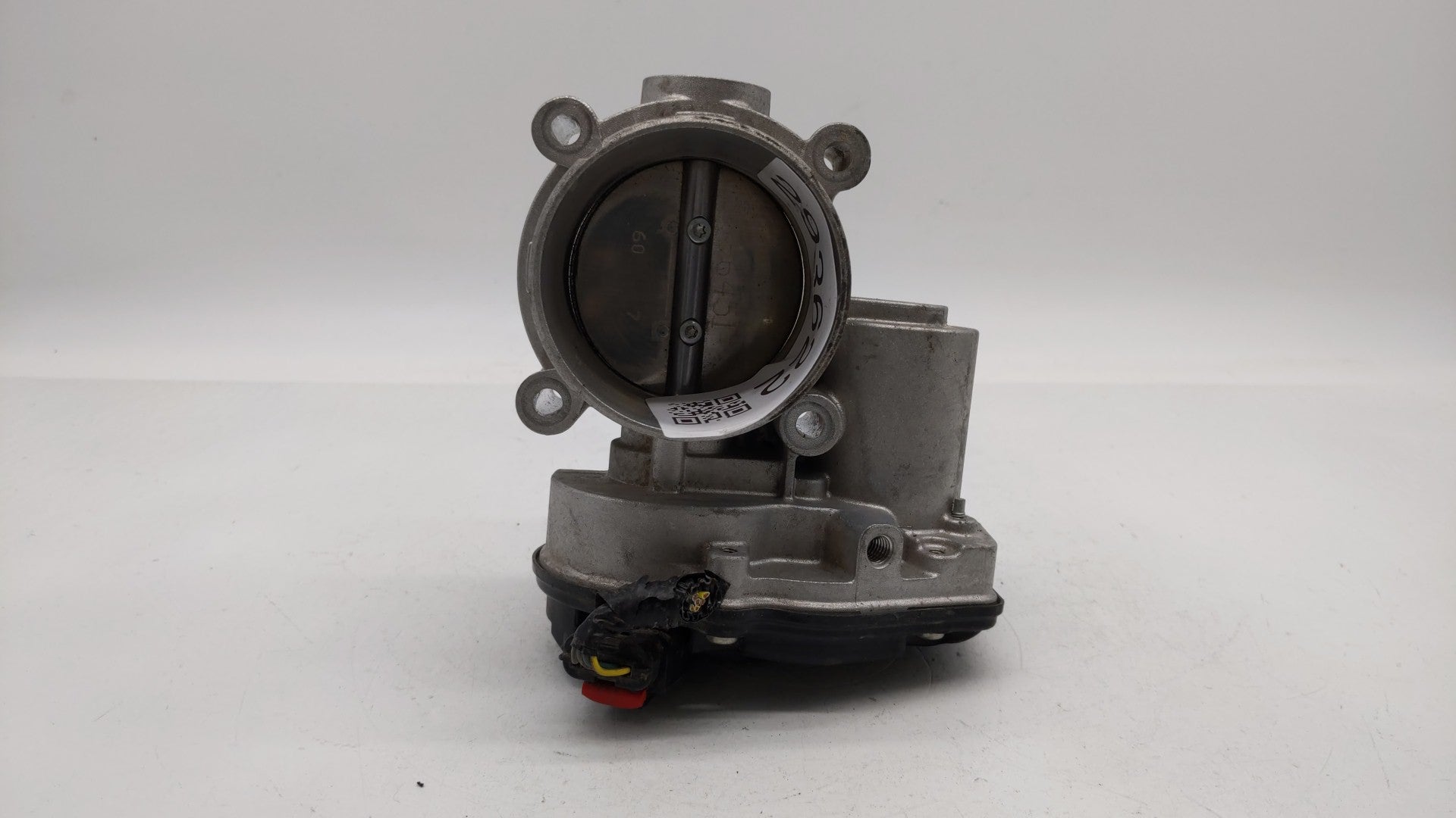 2013-2019 Ford Fusion Throttle Body P/N:DS7E-9F991-AK DS7E-9F991-AD Fits 2013 2014 2015 2016 2017 2018 2019 2020 OEM Used Auto Parts - Oemusedautoparts1.com