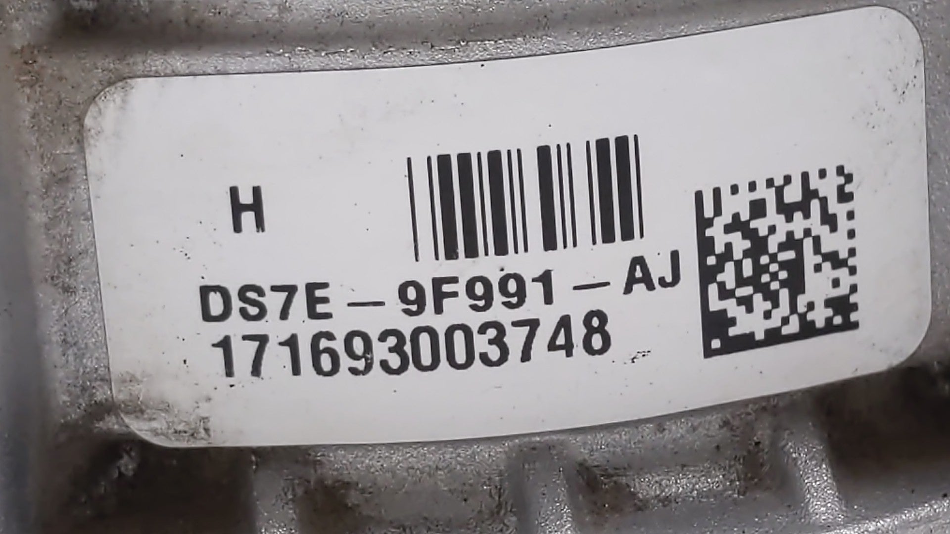 2013-2019 Ford Fusion Throttle Body P/N:DS7E-9F991-AK DS7E-9F991-AD Fits 2013 2014 2015 2016 2017 2018 2019 2020 OEM Used Auto Parts - Oemusedautoparts1.com