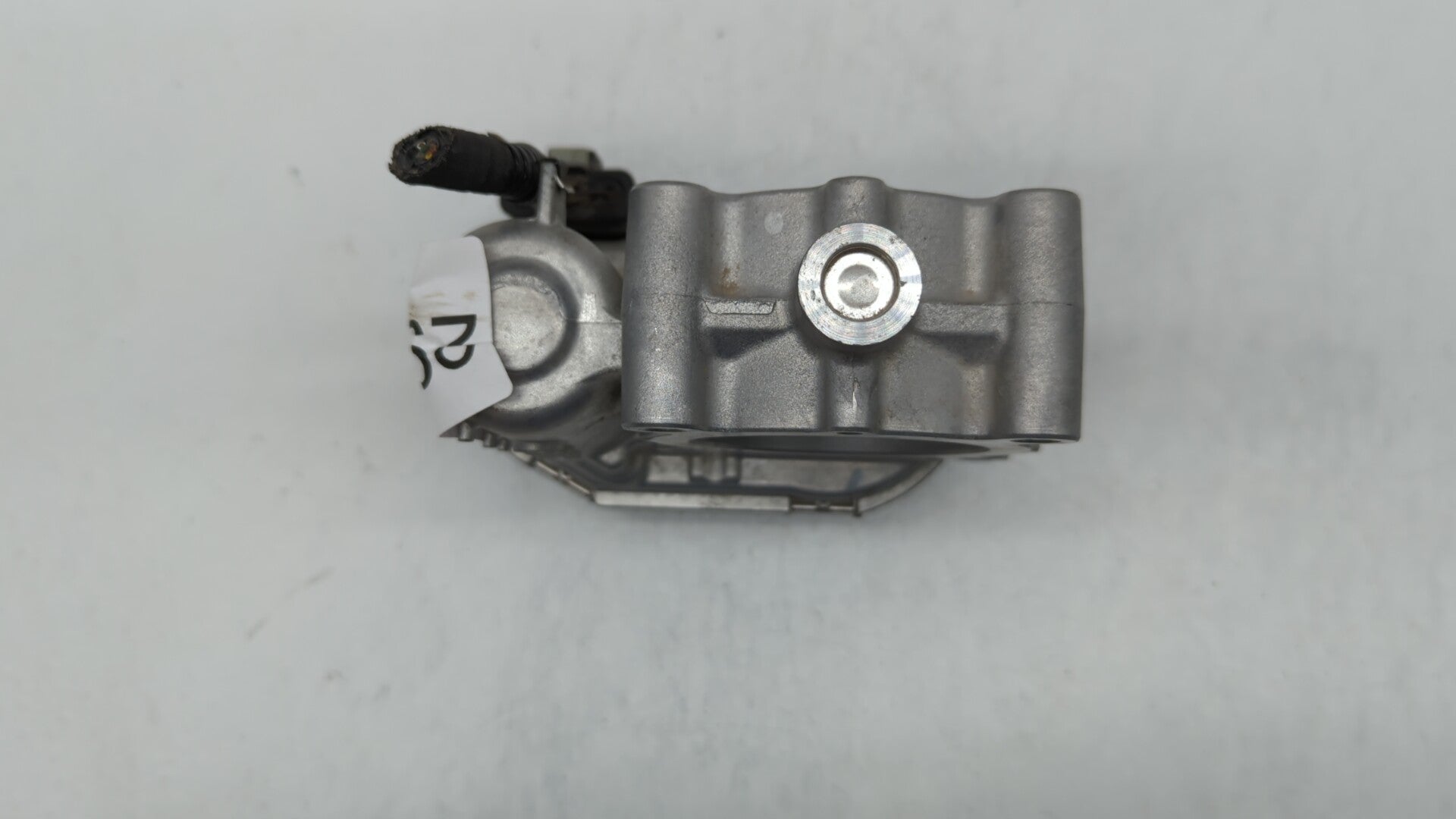 2014-2019 Mercedes-Benz Cla250 Throttle Body P/N:A 270 141 00 25 2701410025 Fits 2013 2014 2015 2016 2017 2018 2019 2020 OEM Used Auto Parts - Oemusedautoparts1.com