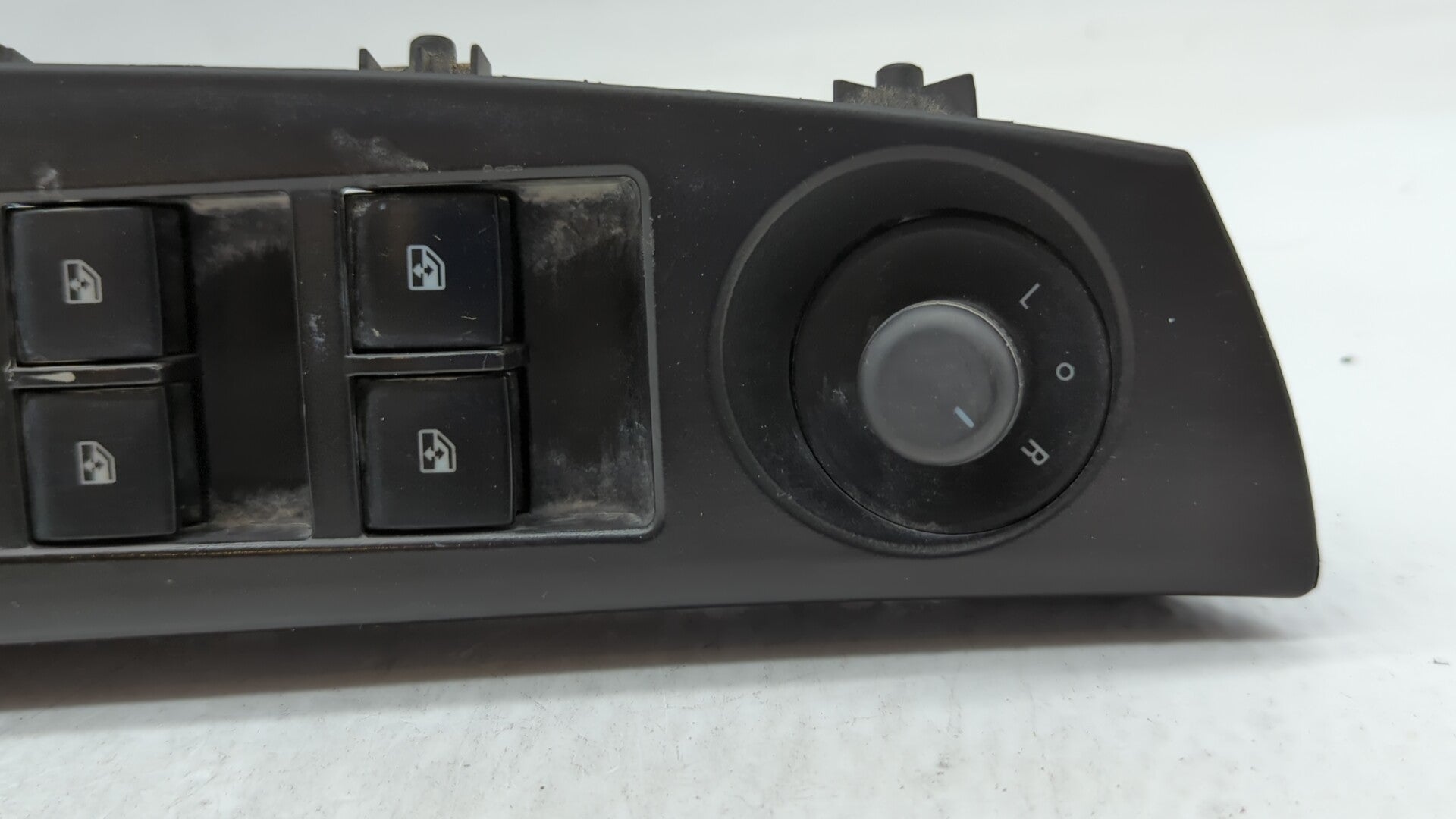 2012-2014 Buick Verano Master Power Window Switch Replacement Driver Side Left P/N:13305373 22923493 Fits 2011 2012 2013 2014 2015 OEM Used Auto Parts - Oemusedautoparts1.com