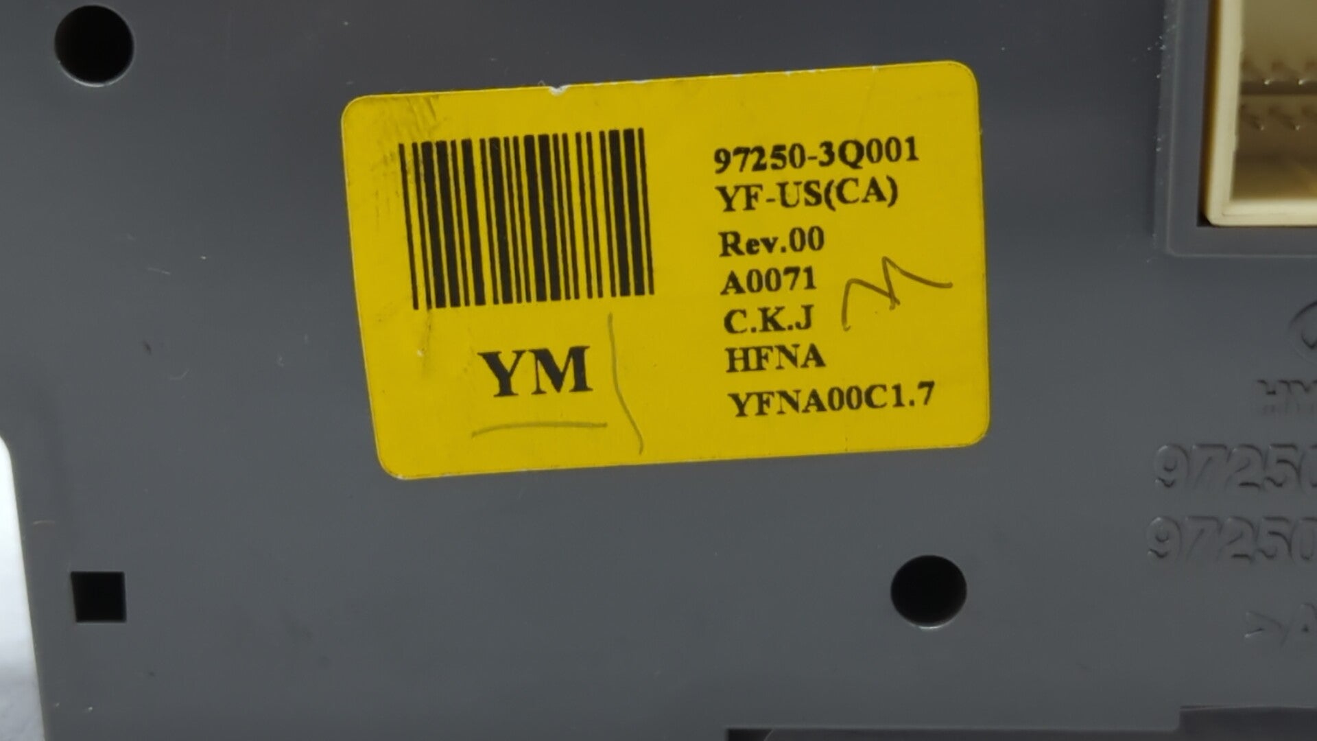 2011-2013 Hyundai Sonata Climate Control Module Temperature AC/Heater Replacement P/N:97250-3Q001 94510-3Q000 Fits 2011 2012 2013 OEM Used Auto Parts - Oemusedautoparts1.com