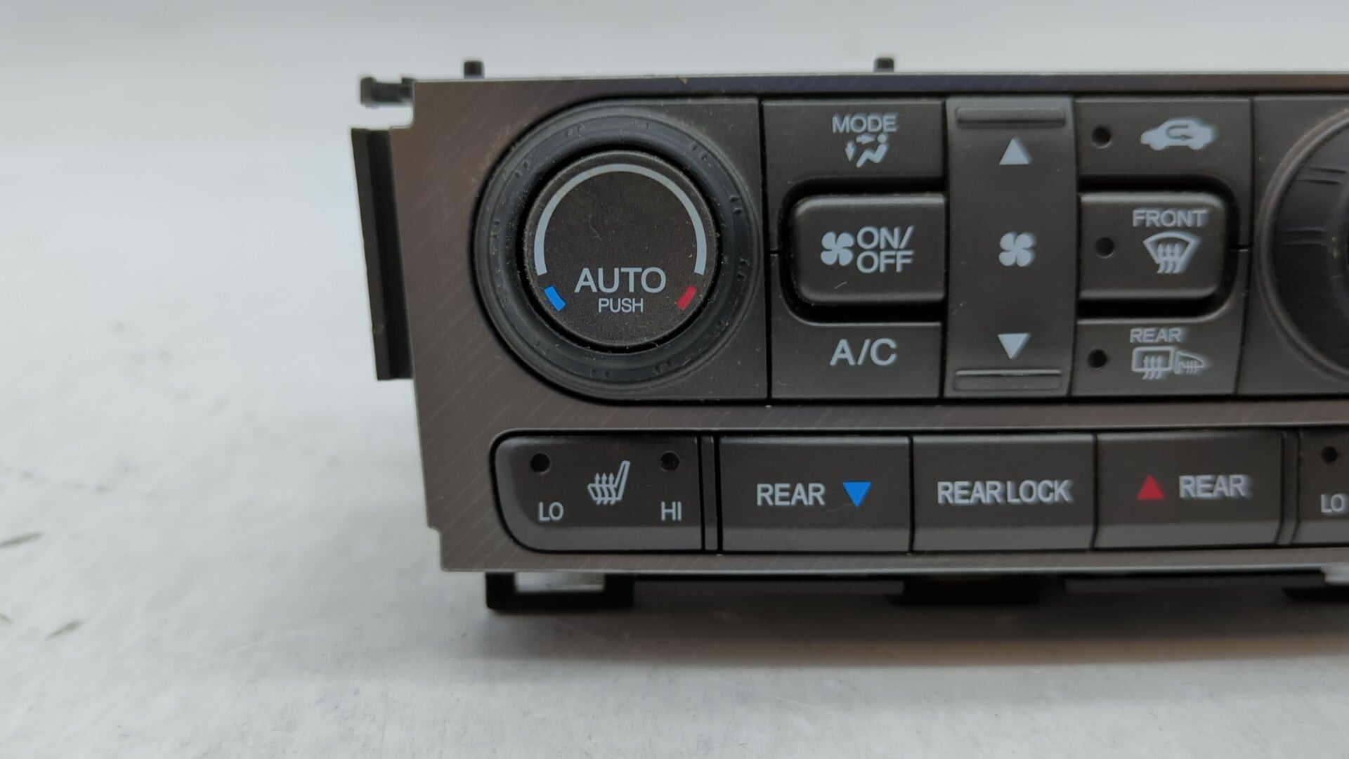 2012-2015 Honda Pilot Climate Control Module Temperature AC/Heater Replacement P/N:79600SZAA110M1 Fits 2012 2013 2014 2015 OEM Used Auto Parts - Oemusedautoparts1.com