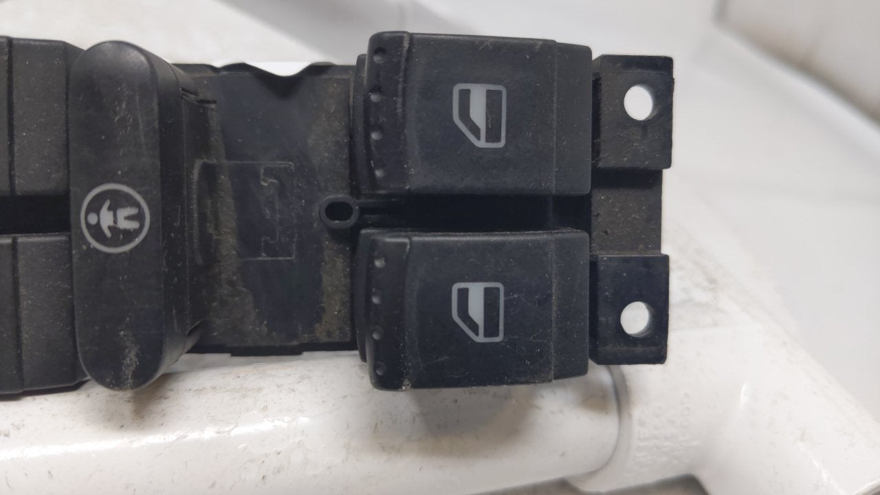 2005 Volkswagen Jetta Master Power Window Switch Replacement Driver Side Left Fits OEM Used Auto Parts - Oemusedautoparts1.com