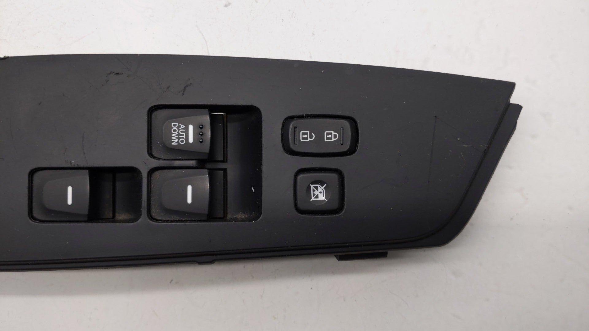 2013 Hyundai Veloster Master Power Window Switch Replacement Driver Side Left P/N:82710-2V110 Fits 2012 2013 2014 2015 2016 2017 OEM Used Auto Parts - Oemusedautoparts1.com