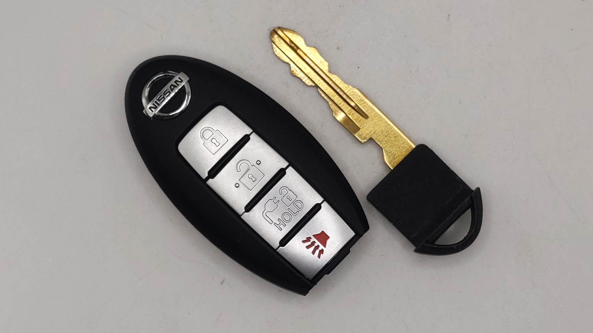 Nissan Leaf Keyless Entry Remote Fob CWTWB1G0168 4 buttons - Oemusedautoparts1.com