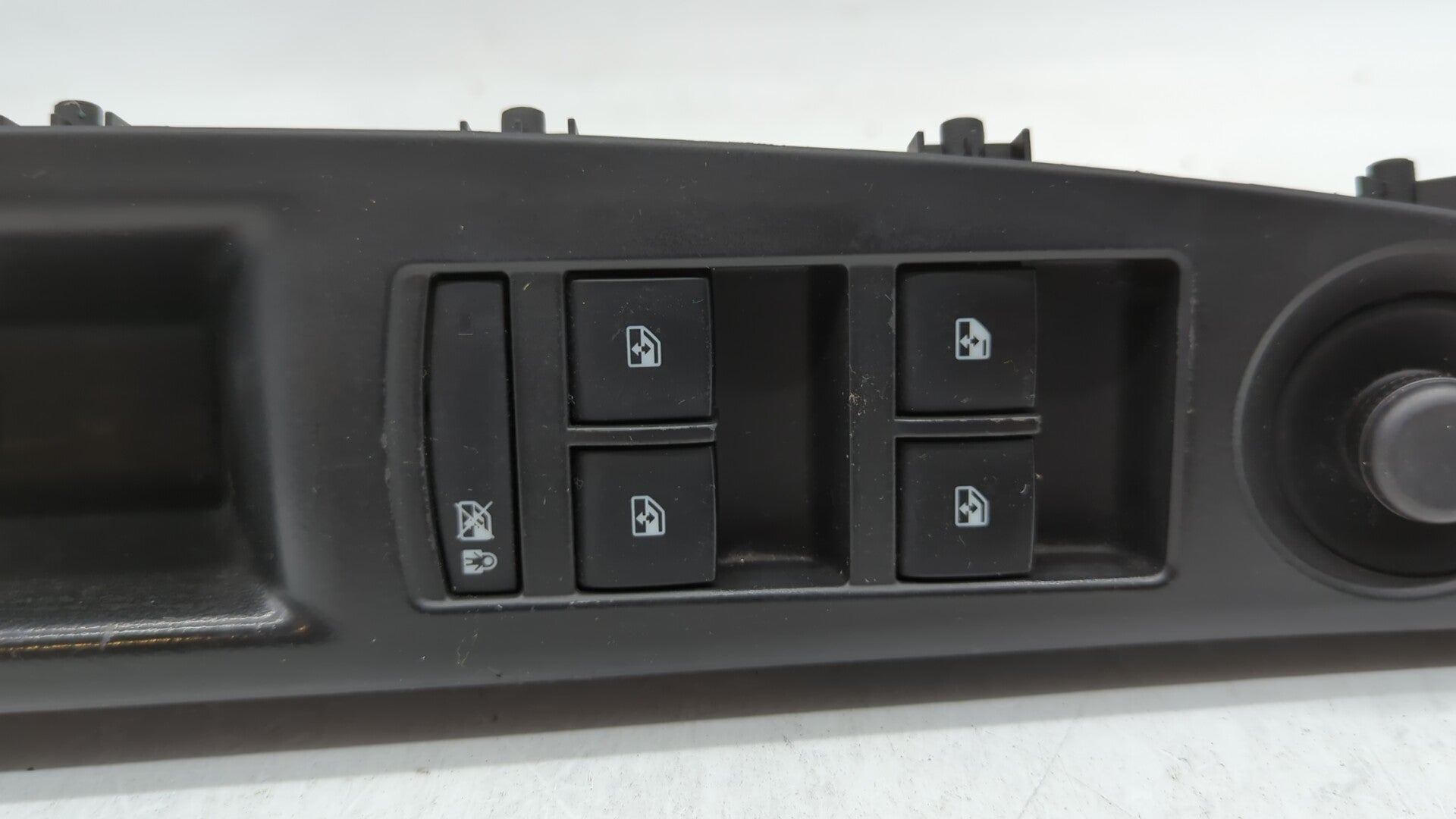 2013 Chevrolet Malibu Master Power Window Switch Replacement Driver Side Left P/N:20917580 22823883 Fits 2011 2012 OEM Used Auto Parts - Oemusedautoparts1.com