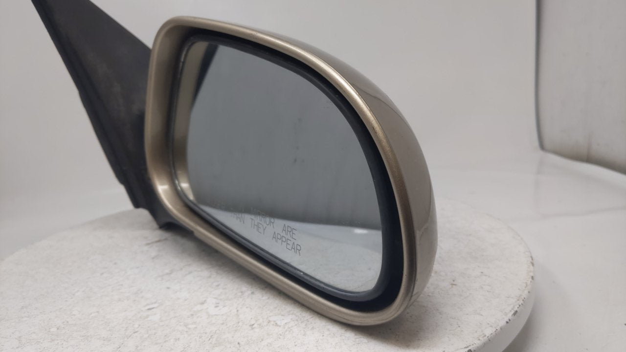 2004 Suzuki Forenza Side Mirror Replacement Passenger Right View Door Mirror Fits OEM Used Auto Parts - Oemusedautoparts1.com