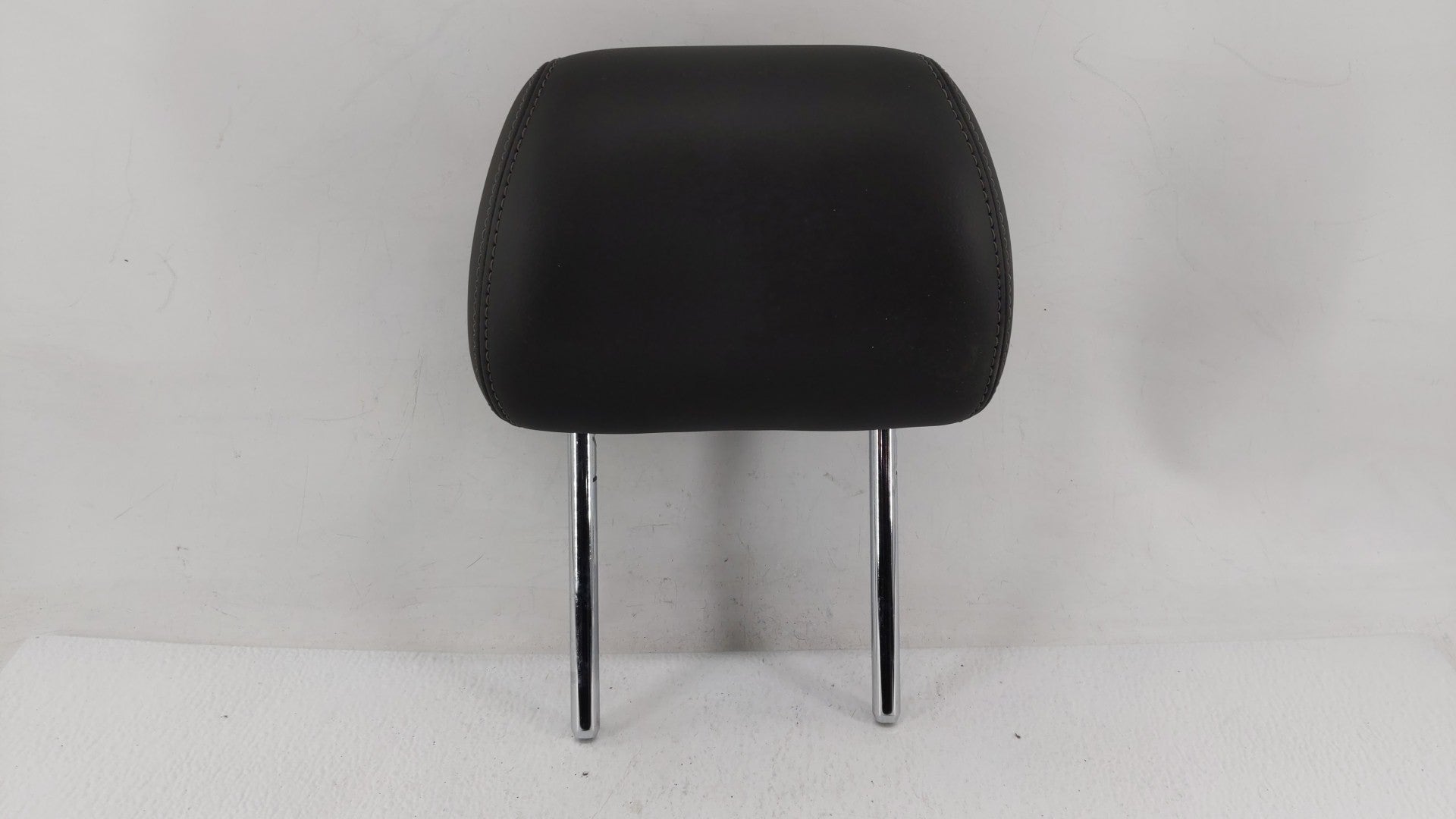 2013 Buick Verano Headrest Head Rest Rear Seat Fits OEM Used Auto Parts - Oemusedautoparts1.com