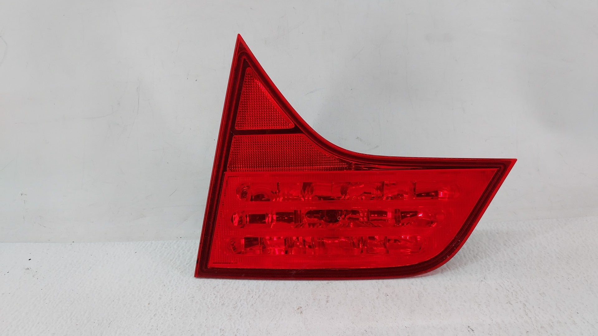 2006-2011 Honda Civic Tail Light Assembly Passenger Right OEM Fits 2006 2007 2008 2009 2010 2011 OEM Used Auto Parts - Oemusedautoparts1.com