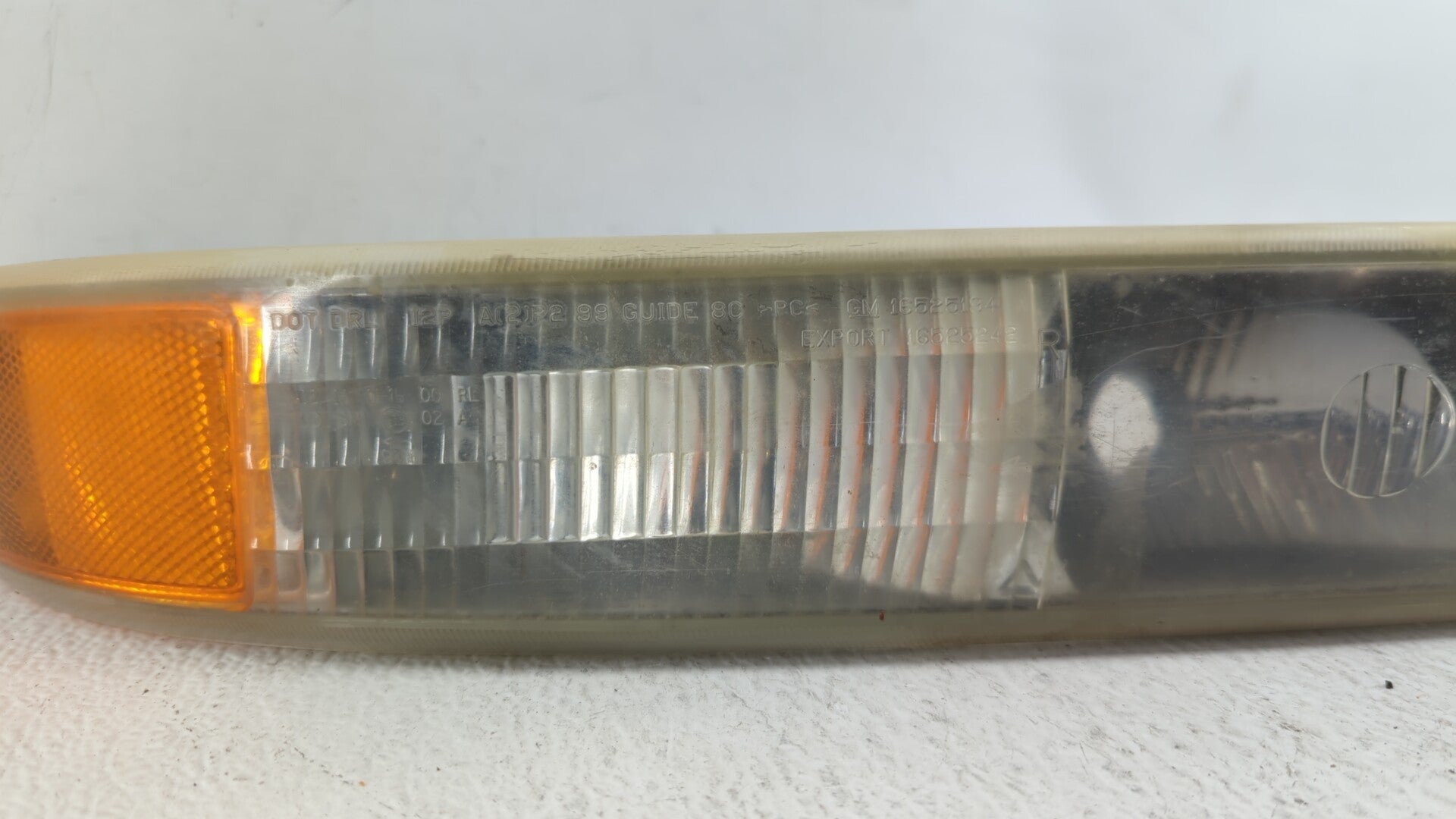 1999-2002 Chevrolet Silverado 1500 Passenger Right Oem Front Light Lamp - Oemusedautoparts1.com