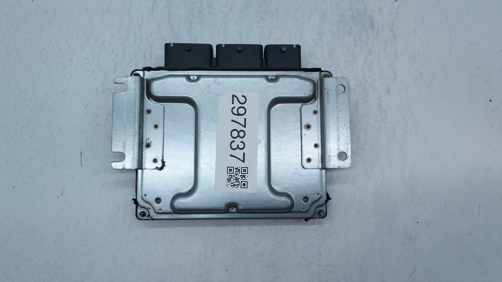 2013-2014 Nissan Altima PCM Engine Computer ECU ECM PCU OEM P/N:BEM400-300 A1 NEC012-036 Fits 2013 2014 OEM Used Auto Parts - Oemusedautoparts1.com