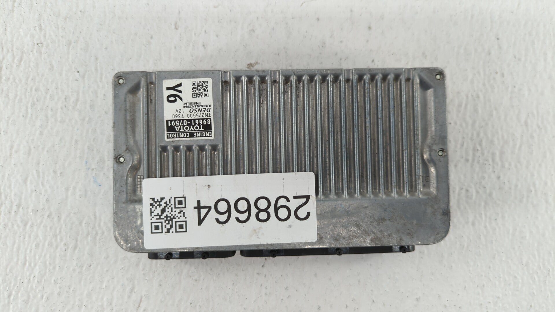 2013 Toyota Avalon PCM Engine Computer ECU ECM PCU OEM P/N:89661-07590 89661-07591 Fits 2014 OEM Used Auto Parts - Oemusedautoparts1.com