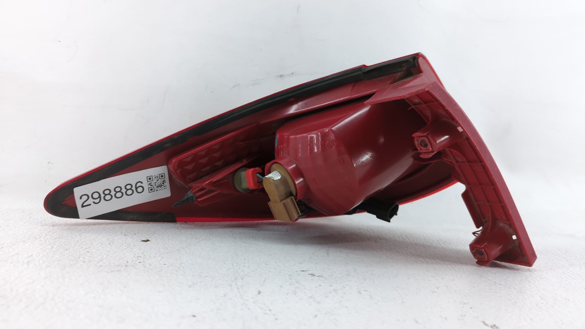 2009-2012 Chevrolet Traverse Tail Light Assembly Passenger Right OEM Fits 2009 2010 2011 2012 OEM Used Auto Parts - Oemusedautoparts1.com