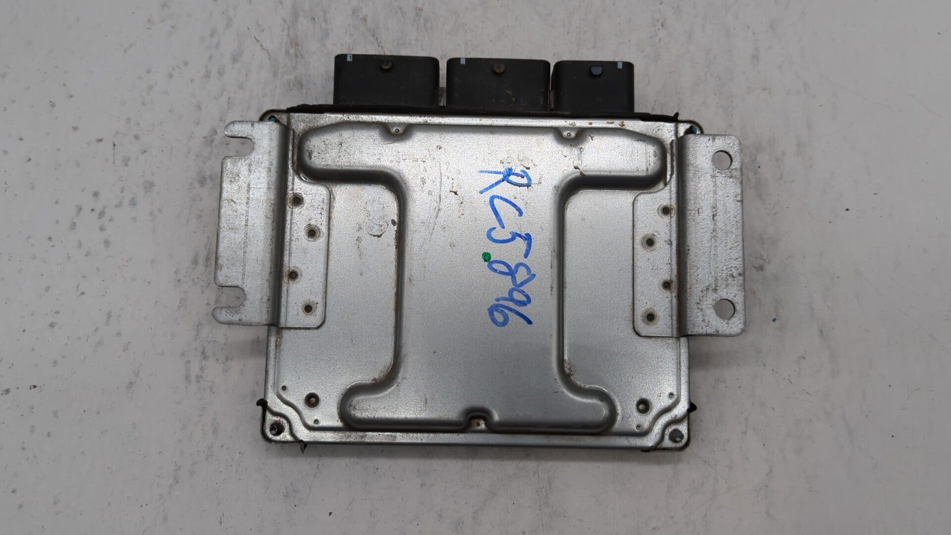 2016-2017 Nissan Altima PCM Engine Computer ECU ECM PCU OEM P/N:BEM408-300 A3 BEM408-300 A1 Fits 2016 2017 OEM Used Auto Parts - Oemusedautoparts1.com