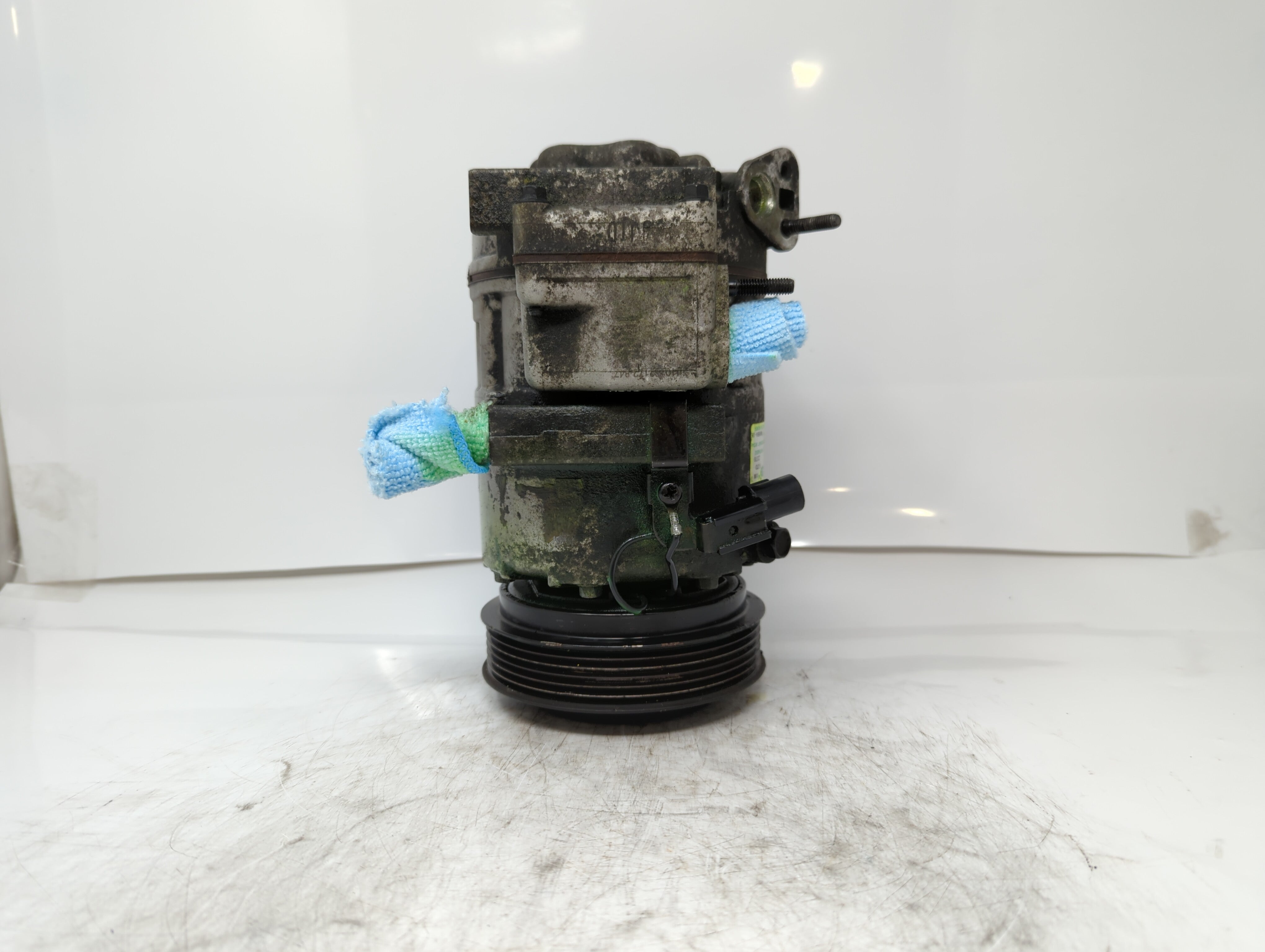 2011-2011 Kia Sorento Air Conditioning A/c Ac Compressor Oem - Oemusedautoparts1.com