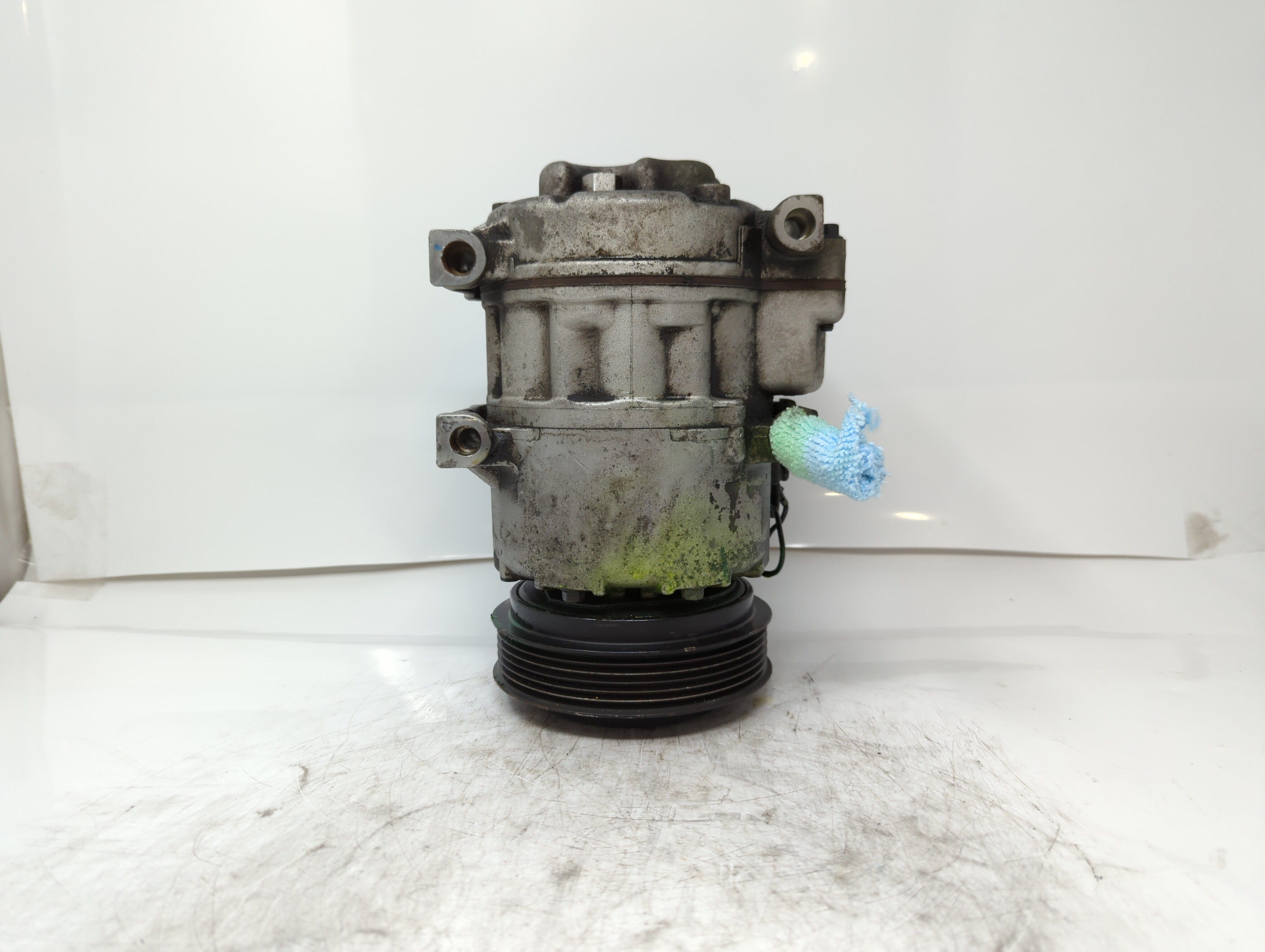 2011-2011 Kia Sorento Air Conditioning A/c Ac Compressor Oem - Oemusedautoparts1.com