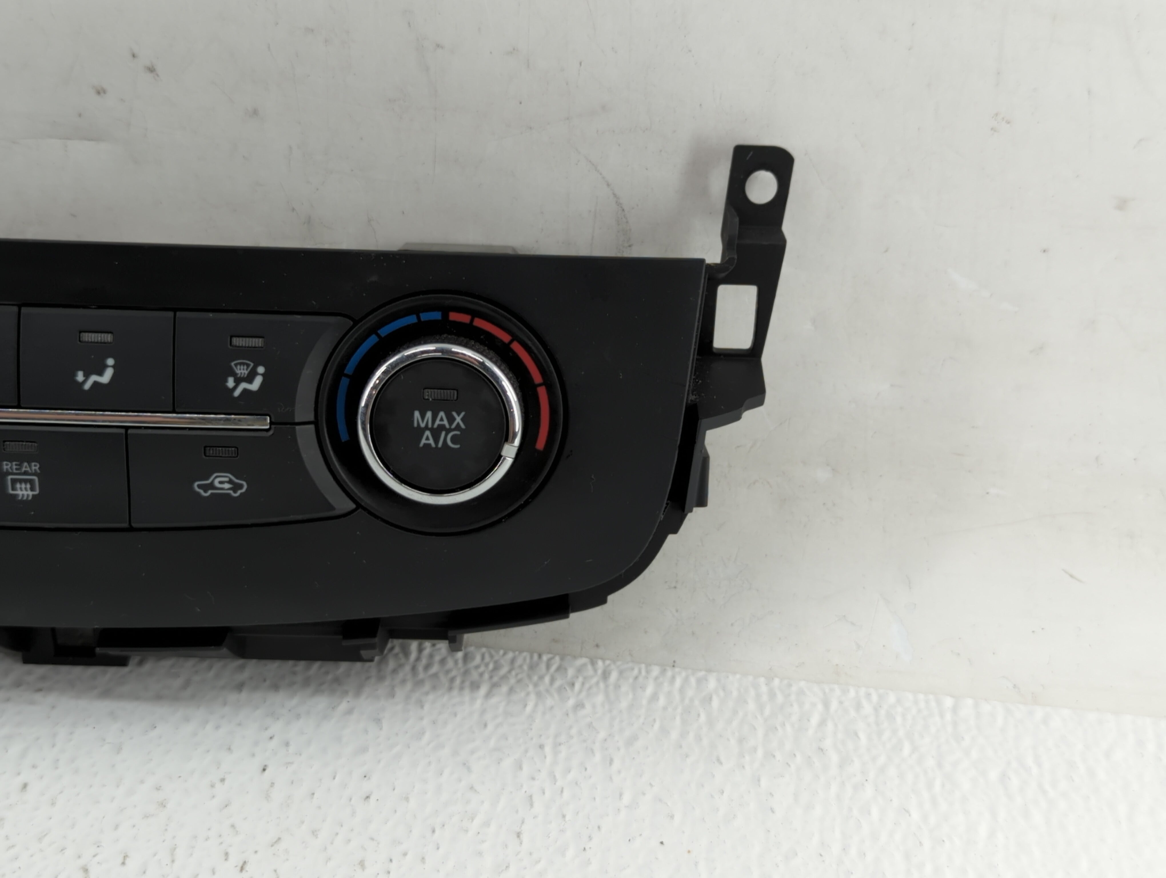 2016-2018 Nissan Altima Climate Control Module Temperature AC/Heater Replacement P/N:275109HS0A 275109HT0A Fits 2016 2017 2018 OEM Used Auto Parts - Oemusedautoparts1.com