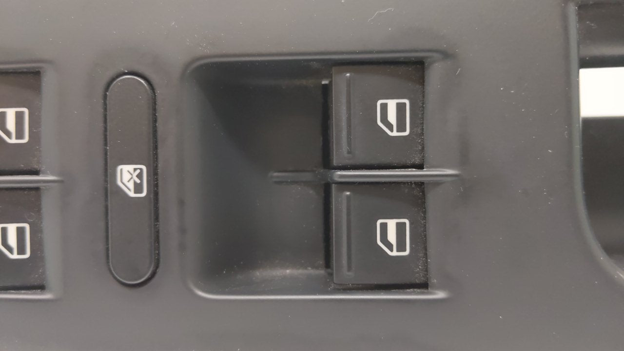 2000 Volkswagen Golf Master Power Window Switch Replacement Driver Side Left Fits OEM Used Auto Parts - Oemusedautoparts1.com